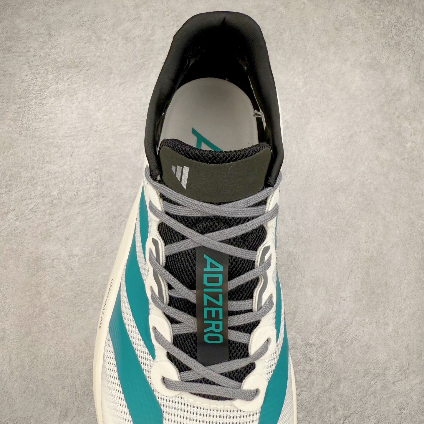 图片[5]-AD Adizero Boston 13 夏季透气网眼竞速跑鞋 JS4791 融合Lightstrike和Lightstrike Pro技术 采用乙烯/乙酸乙烯酯(EVA)材质 打造舒适中底 含ENERGYROD能量碳柱 旨在为步伐添活力 尺码：36 36.5 37 38 38.5 39 40 40.5 41 42 42.5 43 44 44.5 45-选品中心