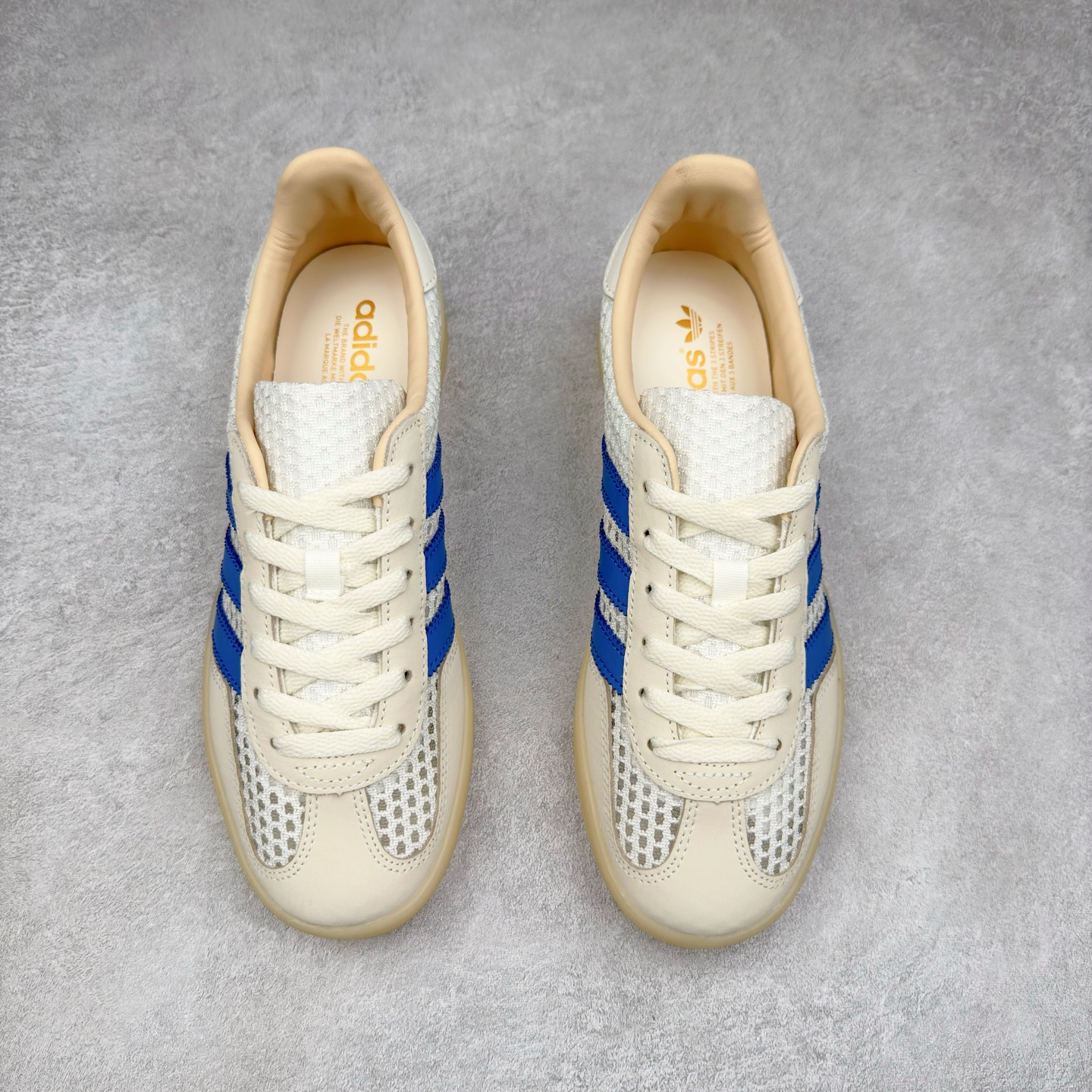 图片[2]-AD Gazelle Indoor Trainers 羚羊内训系列低帮复古百搭休闲运动德训风板鞋 JH5419 90年代经典的复刻版！自60年代以足球训练鞋面世以来,Gazelle就以其经典设计席卷全球。1991年版本的复刻,再造经典Gazelle。采用皮革打造,搭配浊色细节,让这款经典更加简约。尺码：36 36⅔ 37⅓ 38 38⅔ 39⅓ 40 40⅔ 41⅓ 42 42⅔ 43⅓ 44⅓ 44⅔ 45-选品中心