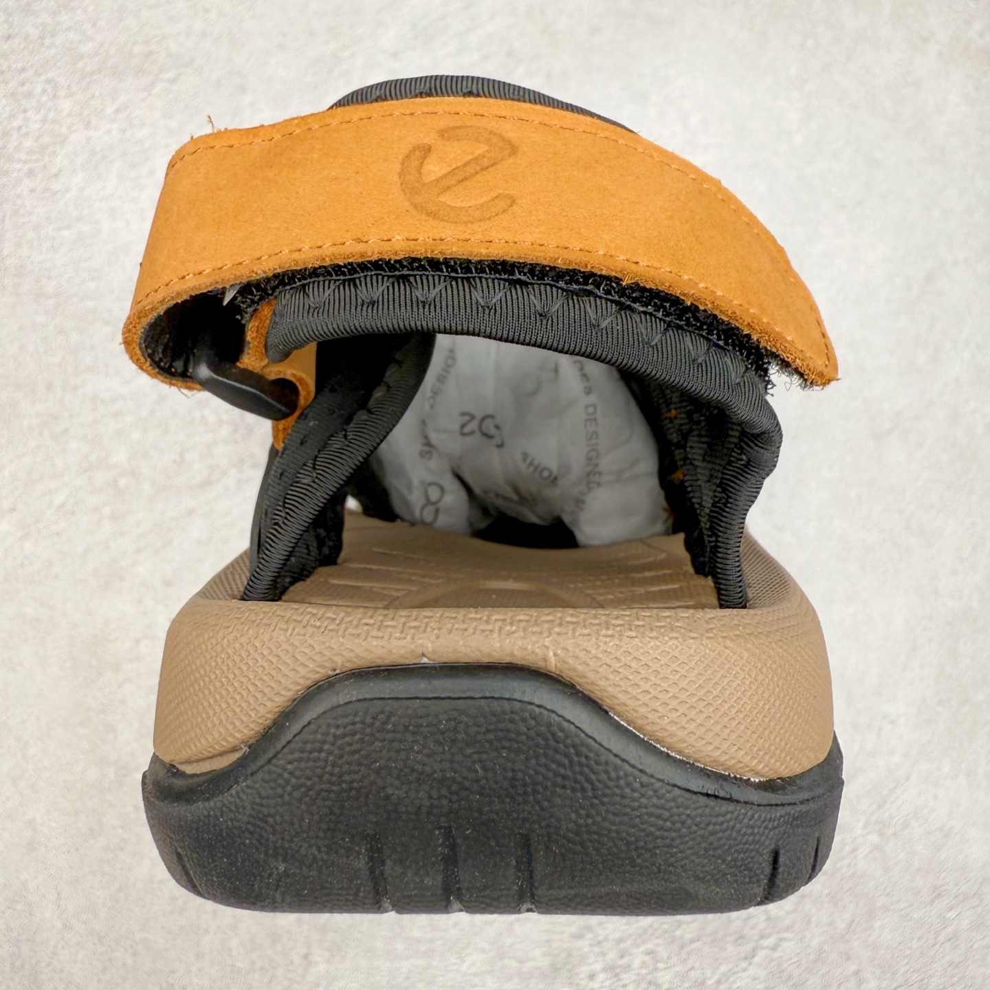 图片[8]-ECCO爱步包头凉鞋男款 25年新户外运动舒适沙滩鞋凉鞋 越野系列 牛皮鞋面，纹理自然，柔韧耐穿 内设有透气网布 尽享舒适体验 便捷抽绳魔术贴设计 可自由调节松紧，方便穿脱 柔软易弯折 带来舒适脚感 橡胶大底，适应多种地形 强劲抓地力 防滑耐磨 舒适休闲 随享假日 尺码：38 39 40 41 42 43 44 45（皮鞋码）-选品中心