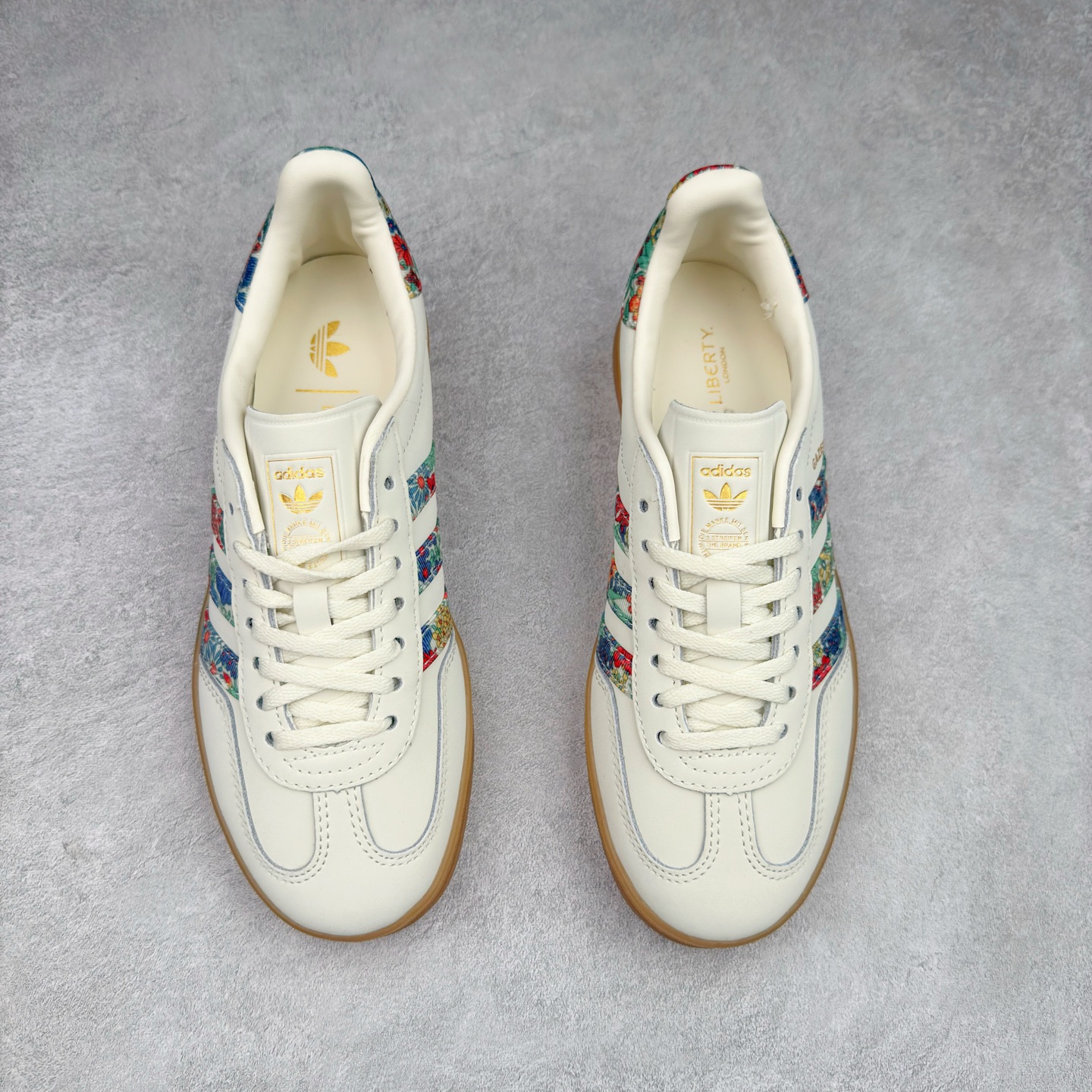 图片[2]-AD Gazelle Indoor Trainers 羚羊内训系列低帮复古百搭休闲运动德训风板鞋 JH7370 90年代经典的复刻版！自60年代以足球训练鞋面世以来,Gazelle就以其经典设计席卷全球。1991年版本的复刻,再造经典Gazelle。采用皮革打造,搭配浊色细节,让这款经典更加简约。尺码：36 36⅔ 37⅓ 38 38⅔ 39⅓ 40 40⅔ 41⅓ 42 42⅔ 43⅓ 44⅓ 44⅔ 45-选品中心