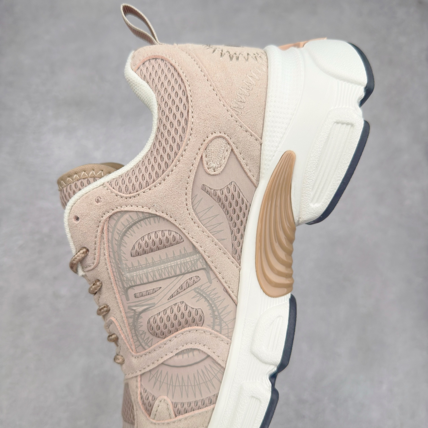 图片[7]-Dior Chrono 迪奥圆头系带 生活休闲运动跑鞋 选用优质材料 精细制作 经典设计 展现优雅气质 舒适脚感 轻松穿梭 适合各种场合 彰显魅力 品味与舒适兼得 演绎自信自然 步履间散发迷人韵味 展现独特风采 尺码：36 37 38 39 40 41 42 43 44 45-选品中心