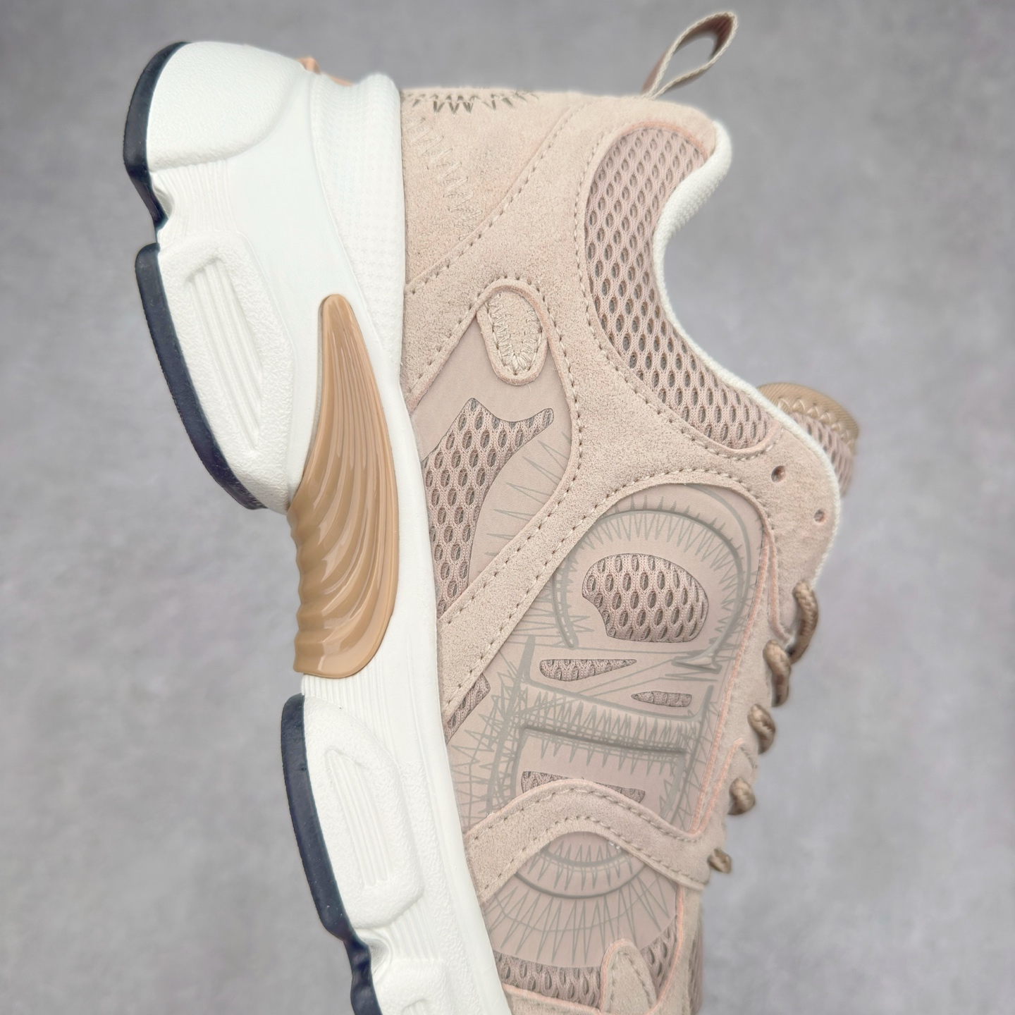 图片[6]-Dior Chrono 迪奥圆头系带 生活休闲运动跑鞋 选用优质材料 精细制作 经典设计 展现优雅气质 舒适脚感 轻松穿梭 适合各种场合 彰显魅力 品味与舒适兼得 演绎自信自然 步履间散发迷人韵味 展现独特风采 尺码：36 37 38 39 40 41 42 43 44 45-选品中心