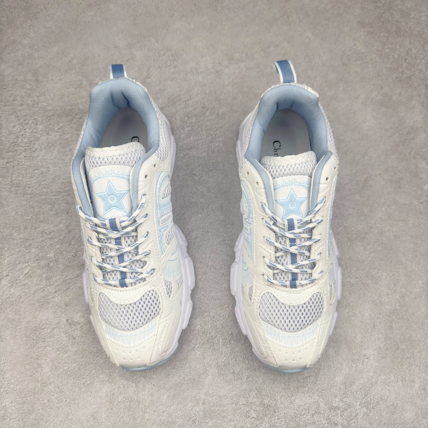 图片[2]-Dior Chrono 迪奥圆头系带 生活休闲运动跑鞋 选用优质材料 精细制作 经典设计 展现优雅气质 舒适脚感 轻松穿梭 适合各种场合 彰显魅力 品味与舒适兼得 演绎自信自然 步履间散发迷人韵味 展现独特风采 尺码：36 37 38 39 40 41 42 43 44 45-选品中心