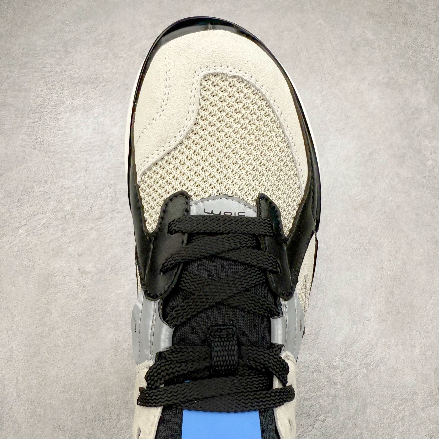 图片[4]-官方天猫ECCO/爱步官方BIOM 2.2系列 网砂透气休闲鞋 跑步鞋 公司级品质 广东产 官网订制 精选进口材质 一比一开模 整体鞋面走线清晰精整 采用ECCO家族制鞋工艺 突显运动舒适 潮流休闲时尚大气 货号： 8307741216 尺码：39 40 41 42 43 44 45 （标准码）-选品中心