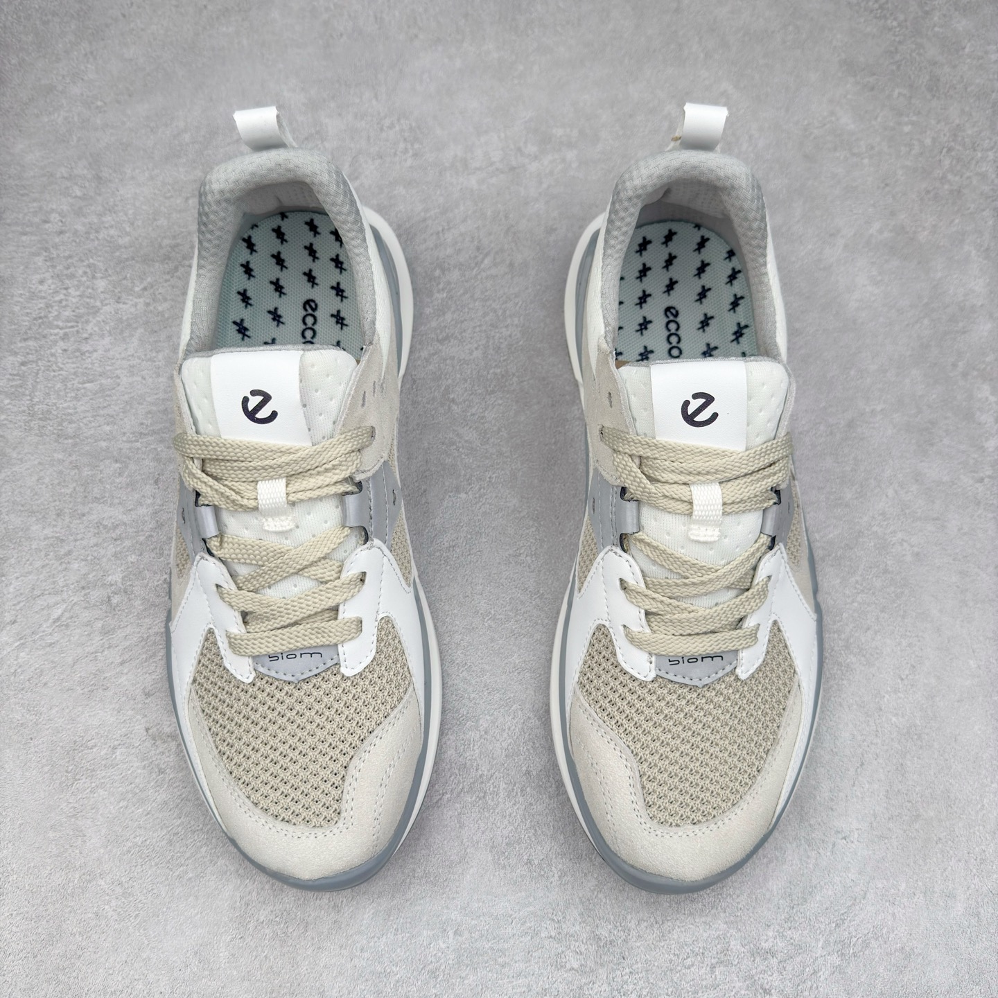 图片[2]-官方天猫ECCO/爱步官方BIOM 2.2系列 网砂透气休闲鞋 跑步鞋 公司级品质 广东产 官网订制 精选进口材质 一比一开模 整体鞋面走线清晰精整 采用ECCO家族制鞋工艺 突显运动舒适 潮流休闲时尚大气 货号： 8307741216 尺码：39 40 41 42 43 44 45 （标准码）-选品中心