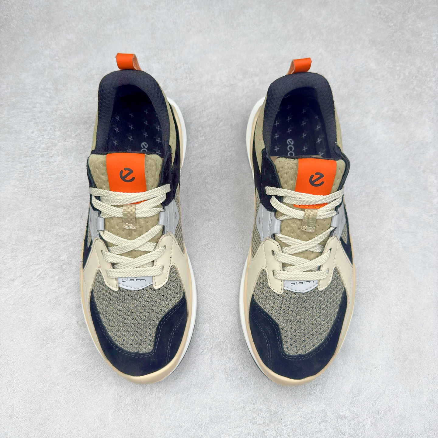 图片[2]-官方天猫ECCO/爱步官方BIOM 2.2系列 网砂透气休闲鞋 跑步鞋 公司级品质 广东产 官网订制 精选进口材质 一比一开模 整体鞋面走线清晰精整 采用ECCO家族制鞋工艺 突显运动舒适 潮流休闲时尚大气 货号： 8307741216 尺码：39 40 41 42 43 44 45 （标准码）-选品中心