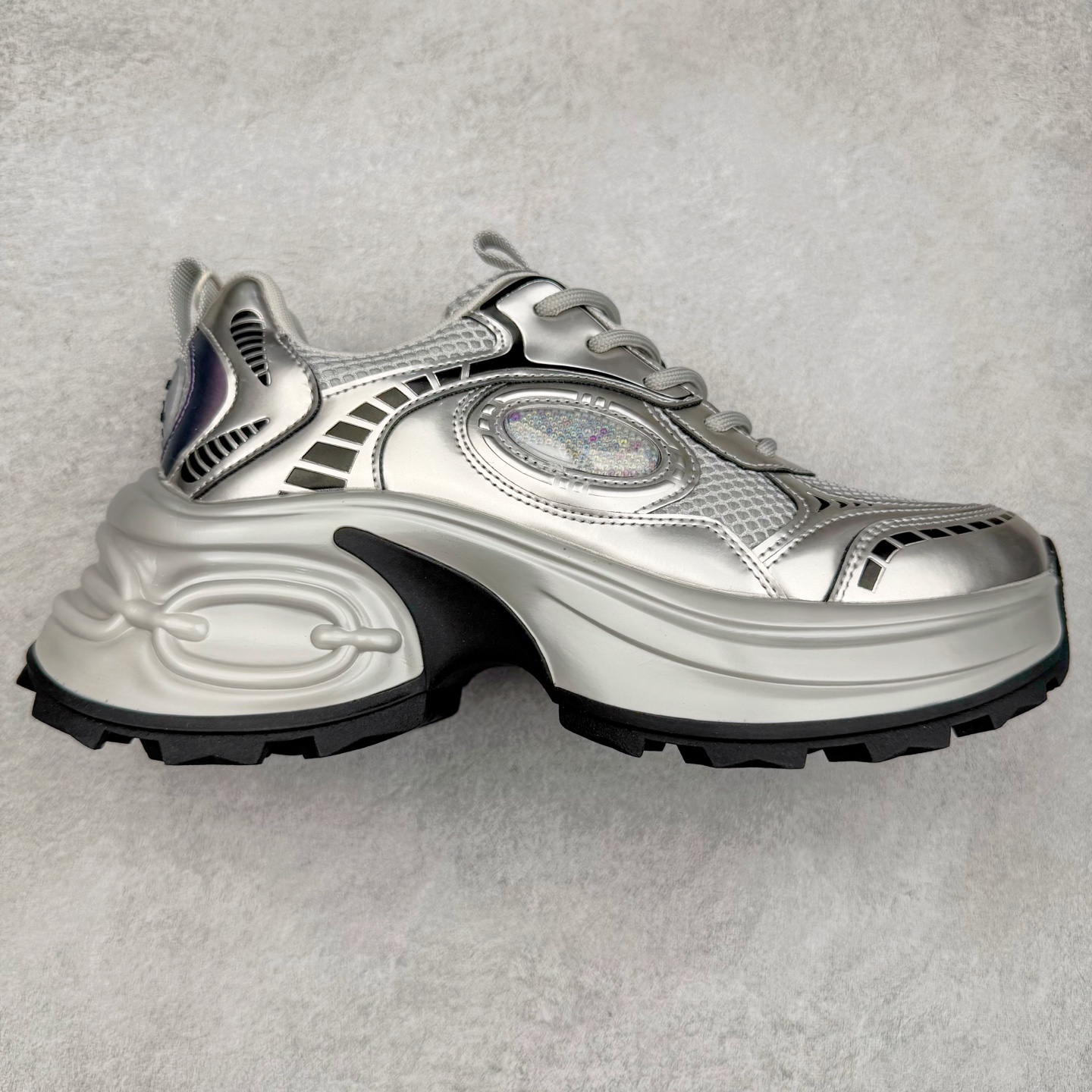 GG-CC赵露思2025新款厚底增高休闲运动老爹鞋系列 广东大厂出品 7CM厚底增高 星河粒子 银白粉色 银角大王 完美细节 25ss春季新款厚底增高 大长腿 时髦look轻松定格 不费力展现率性氛围 高档银盒 酷帅机能风不规则设计大底 拼色造型设计 轻便舒适百搭 GGCC银白配色好温柔 三层组合月牙底 柔软有弹性的月牙底和增加舒适度显腿长的7cm增高 长时间走路和站立都不累脚舒适度和少女感 厚底增高 不管怎么搭都好看~尺码：35 36 37 38 39 40-选品中心