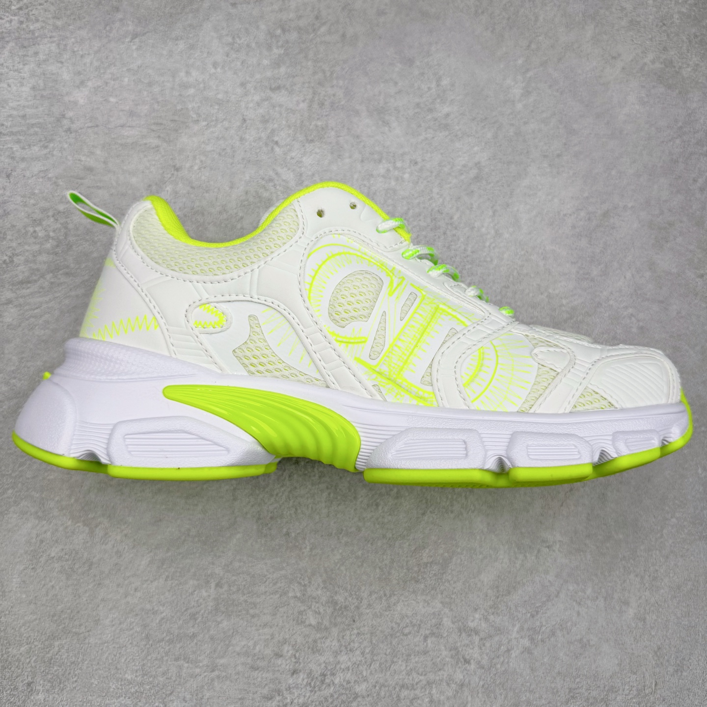 Dior Chrono 迪奥圆头系带 生活休闲运动跑鞋 选用优质材料 精细制作 经典设计 展现优雅气质 舒适脚感 轻松穿梭 适合各种场合 彰显魅力 品味与舒适兼得 演绎自信自然 步履间散发迷人韵味 展现独特风采 尺码：36 37 38 39 40 41 42 43 44 45-选品中心