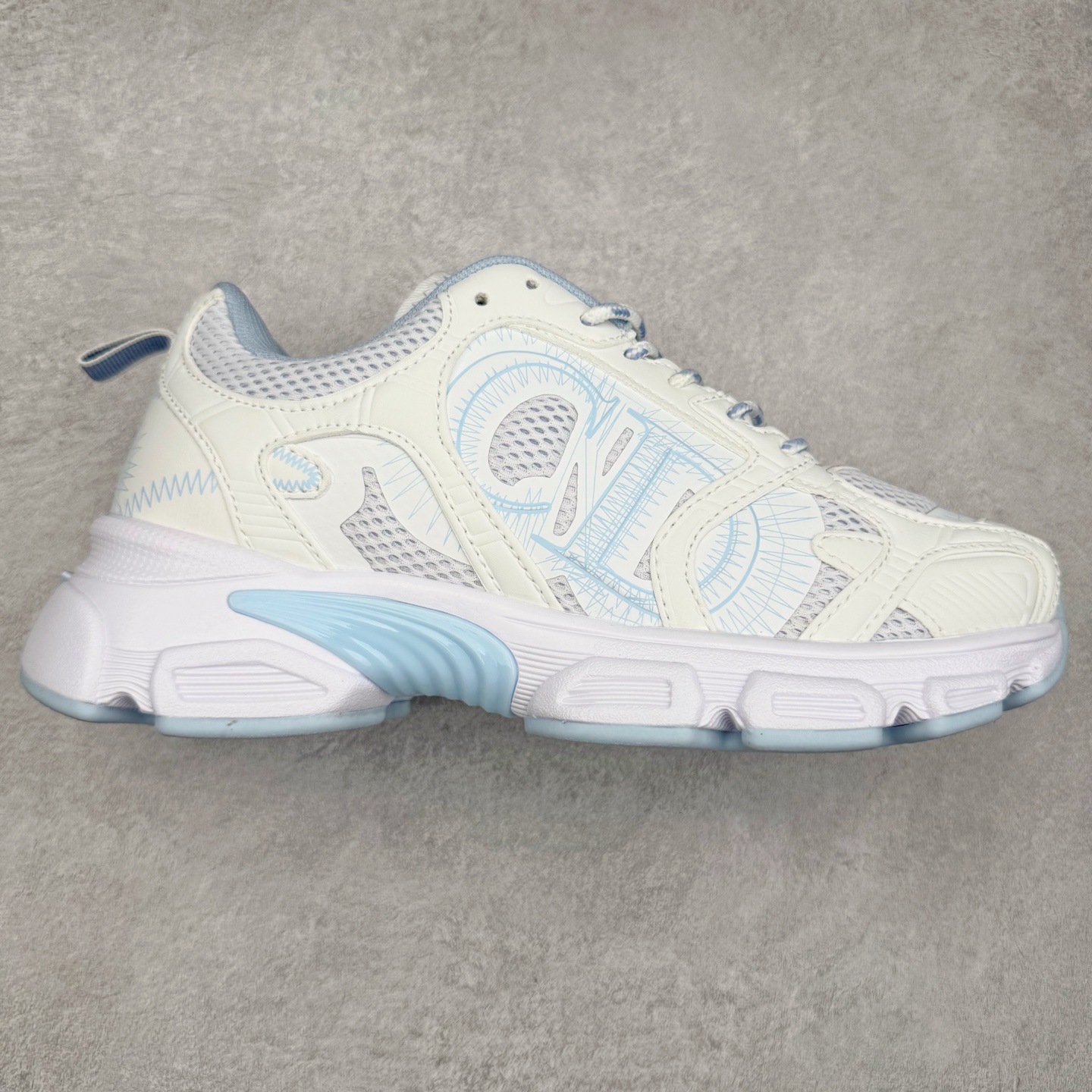 Dior Chrono 迪奥圆头系带 生活休闲运动跑鞋 选用优质材料 精细制作 经典设计 展现优雅气质 舒适脚感 轻松穿梭 适合各种场合 彰显魅力 品味与舒适兼得 演绎自信自然 步履间散发迷人韵味 展现独特风采 尺码：36 37 38 39 40 41 42 43 44 45-选品中心