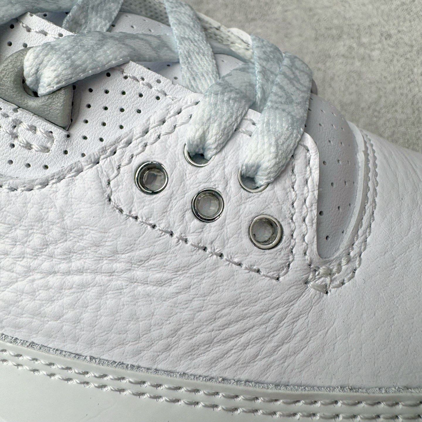 图片[16]-＃OG纯原 Air Jordan AJ3 Retro 纯白白猫 CT8532-111 原楦原纸板开发 确保原汁原味 原厂皮料质感色泽绝无偏差 完美中底拉帮 原厂中底钢印 原档案大底 如假白送 大底纹路 气垫通透度PU的回弹性均百分百还原 原厂电绣鞋舌飞人刺绣针数立体讲究精细欢迎对比正品原鞋 尺码：36 36.5 37.5 38 38.5 39 40 40.5 41 42 42.5 43 44 44.5 45 46 47.5-选品中心