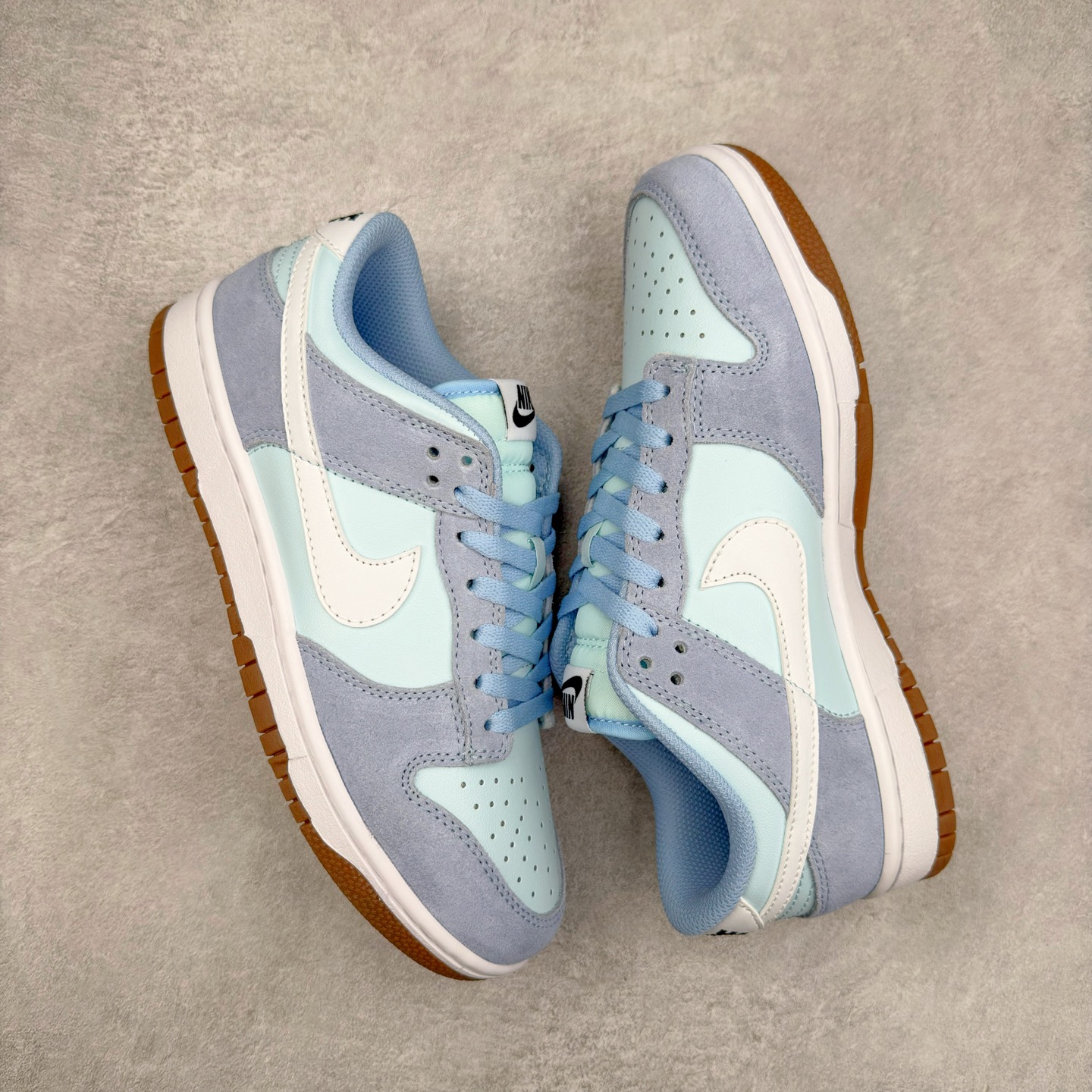 图片[3]-＃F版 NK Dunk Low 浅蓝 IB6399-400 性价比王者 极限压缩利润空间 超乎所想的高性价比 用料绝不含糊 原盒原配 正确耐磨橡胶大底 超高清洁度 全鞋零毛边皮料切割 全套原楦原模倾力打造完美版型 尺码：36 36.5 37.5 38 38.5 39 40 40.5 41 42 42.5 43 44 44.5 45 46 47.5-选品中心