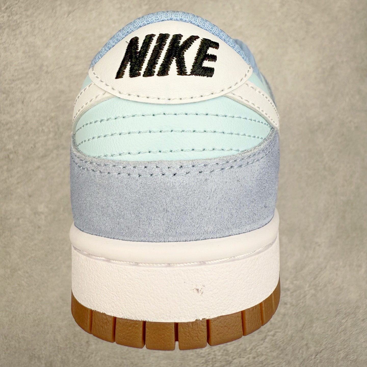 图片[8]-＃F版 NK Dunk Low 浅蓝 IB6399-400 性价比王者 极限压缩利润空间 超乎所想的高性价比 用料绝不含糊 原盒原配 正确耐磨橡胶大底 超高清洁度 全鞋零毛边皮料切割 全套原楦原模倾力打造完美版型 尺码：36 36.5 37.5 38 38.5 39 40 40.5 41 42 42.5 43 44 44.5 45 46 47.5-选品中心