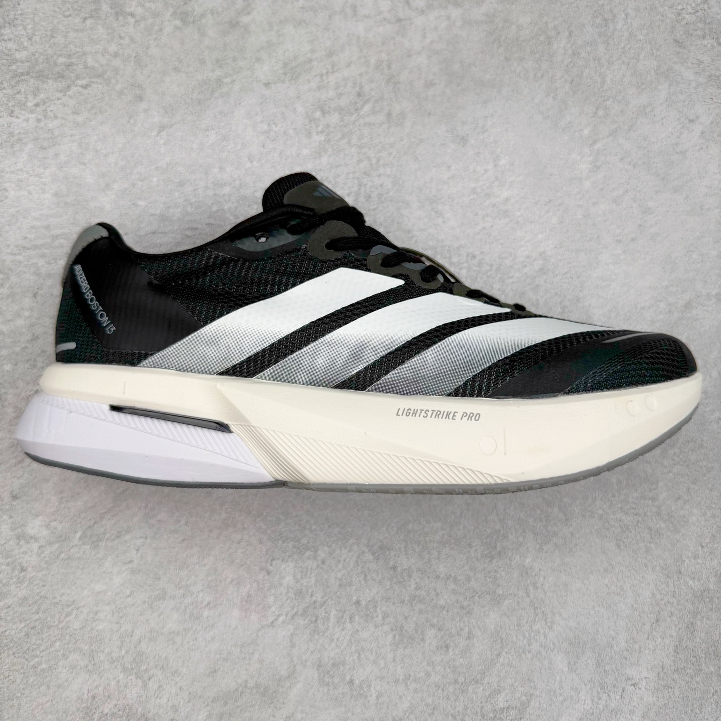 AD Adizero Boston 13 夏季透气网眼竞速跑鞋 JS4938 融合Lightstrike和Lightstrike Pro技术 采用乙烯/乙酸乙烯酯(EVA)材质 打造舒适中底 含ENERGYROD能量碳柱 旨在为步伐添活力 尺码:36 36.5 37 38 38.5 39 40 40.5 41 42 42.5 43 44 44.5 45-选品中心