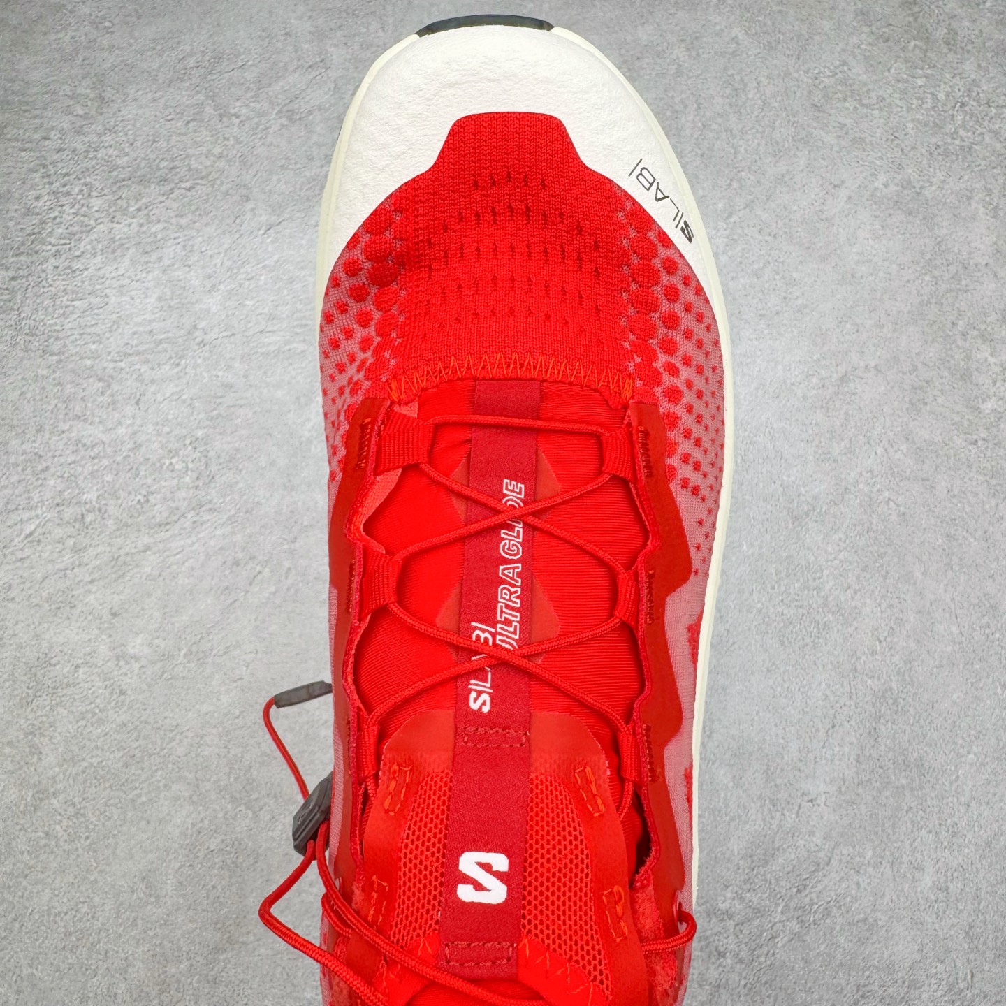 图片[4]-＃GX SALOMON萨洛蒙 S/LAB ULTRA Glide 柔软舒适防滑耐磨 低帮跑步鞋 SALOMON诞生于1947年的法国阿尔卑斯山区，全球知名的户外运动品牌。一直致力于推动滑雪、越野跑等山地运动的发展及产品的进步。其产品设计致力于追求创新和发掘产品的性能极限，帮助喜欢自由的人在山地间不断挑战自我 尺码：36 36.5 37.5 38 38.5 39 40 40.5 41 42 42.5 43 44 44.5 45 46.5-选品中心