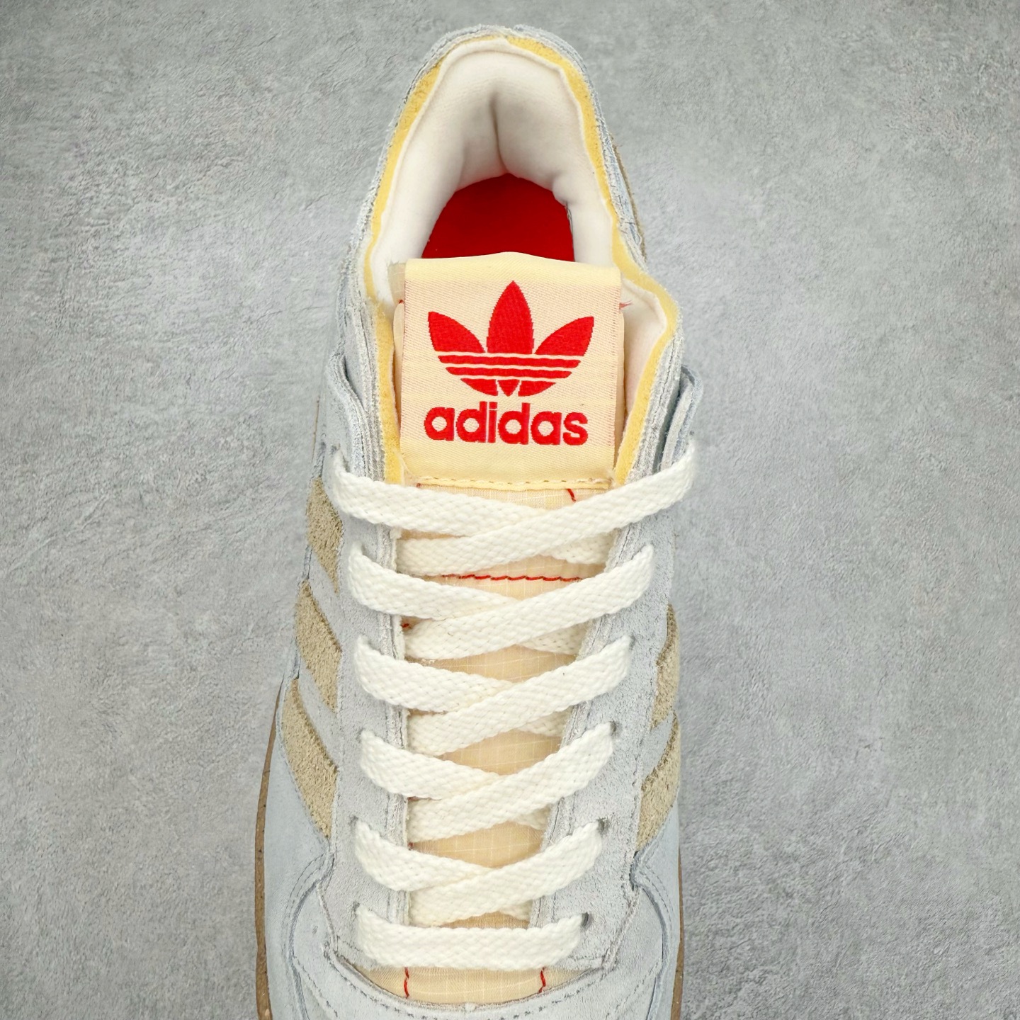 图片[5]-AD Forum 84 Low OG 低帮百搭潮流休闲运动板鞋 JI0488 以复古篮球鞋的外形为基础 采用皮革拼接 简约百搭 更加贴合舒适 中底内侧网格造型起到点睛之笔 外底橡胶 更显复古 尺码：36 36.5 37.5 38 38.5 39 40 40.5 41 42 42.5 43 44 44.5 45-选品中心