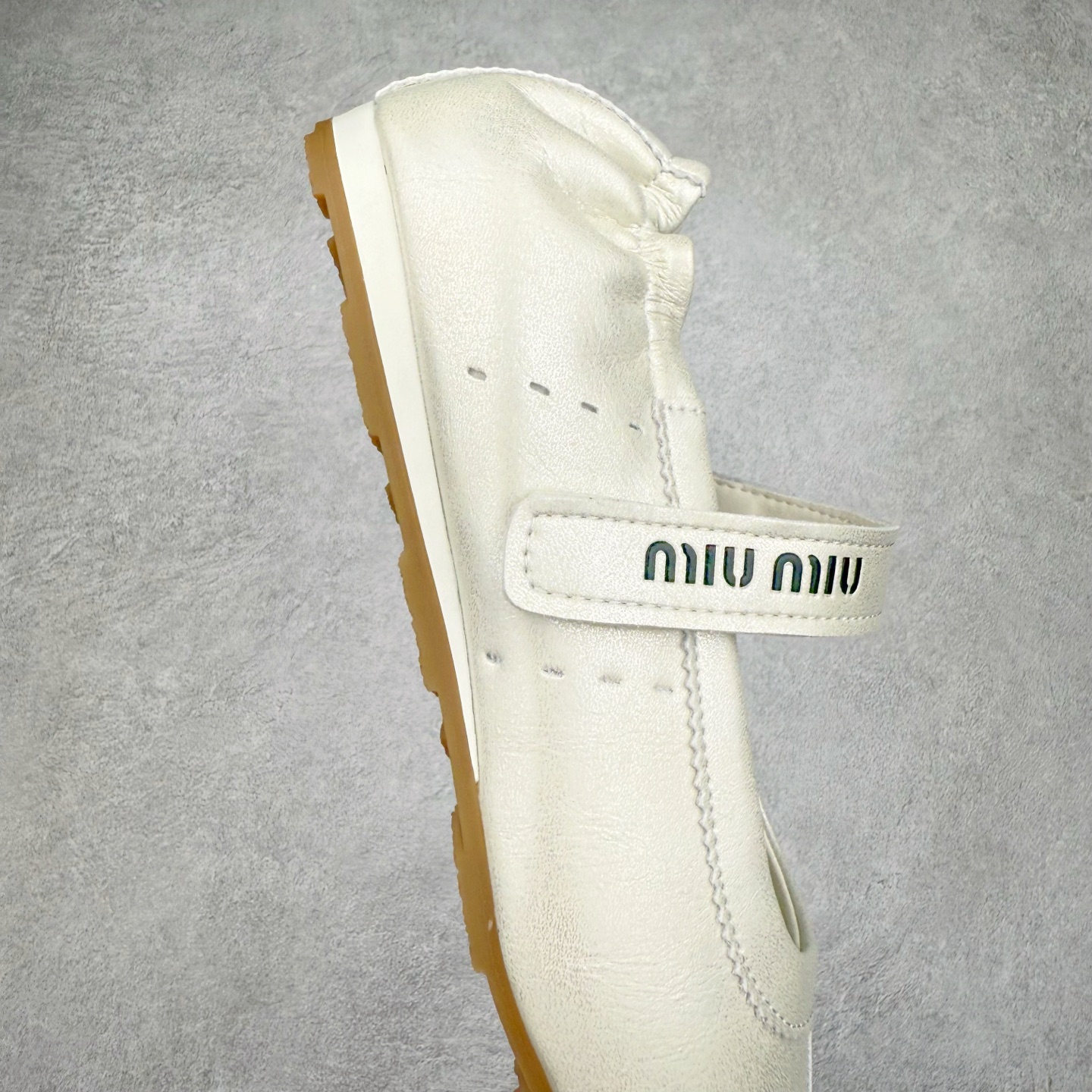 图片[6]-MiuMiu/缪缪25ss早春走秀新款一脚蹬懒人鞋玛丽珍芭蕾舞鞋·平底单鞋 官方春夏走秀新款，时髦百搭·即可咸又可甜·一点也不磨脚·无论光脚穿还是搭配袜子穿都超级减龄 ♛ 超级无敌百搭！（✅ZP开发）尺码：35-40-选品中心