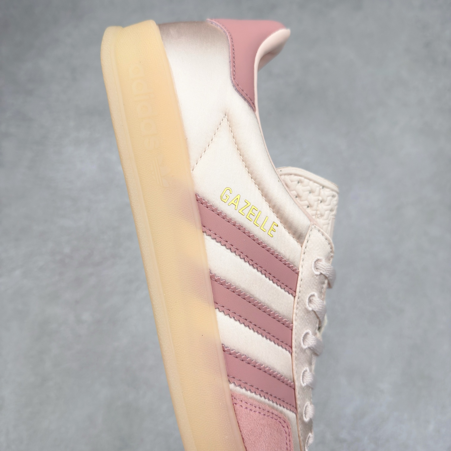 图片[6]-AD Gazelle Indoor Trainers 羚羊内训系列低帮复古百搭休闲运动德训风板鞋 JI2709 90年代经典的复刻版！自60年代以足球训练鞋面世以来,Gazelle就以其经典设计席卷全球。1991年版本的复刻,再造经典Gazelle。采用皮革打造,搭配浊色细节,让这款经典更加简约。尺码：36 36⅔ 37⅓ 38 38⅔ 39⅓ 40 40⅔ 41⅓ 42 42⅔ 43⅓ 44⅓ 44⅔ 45-选品中心