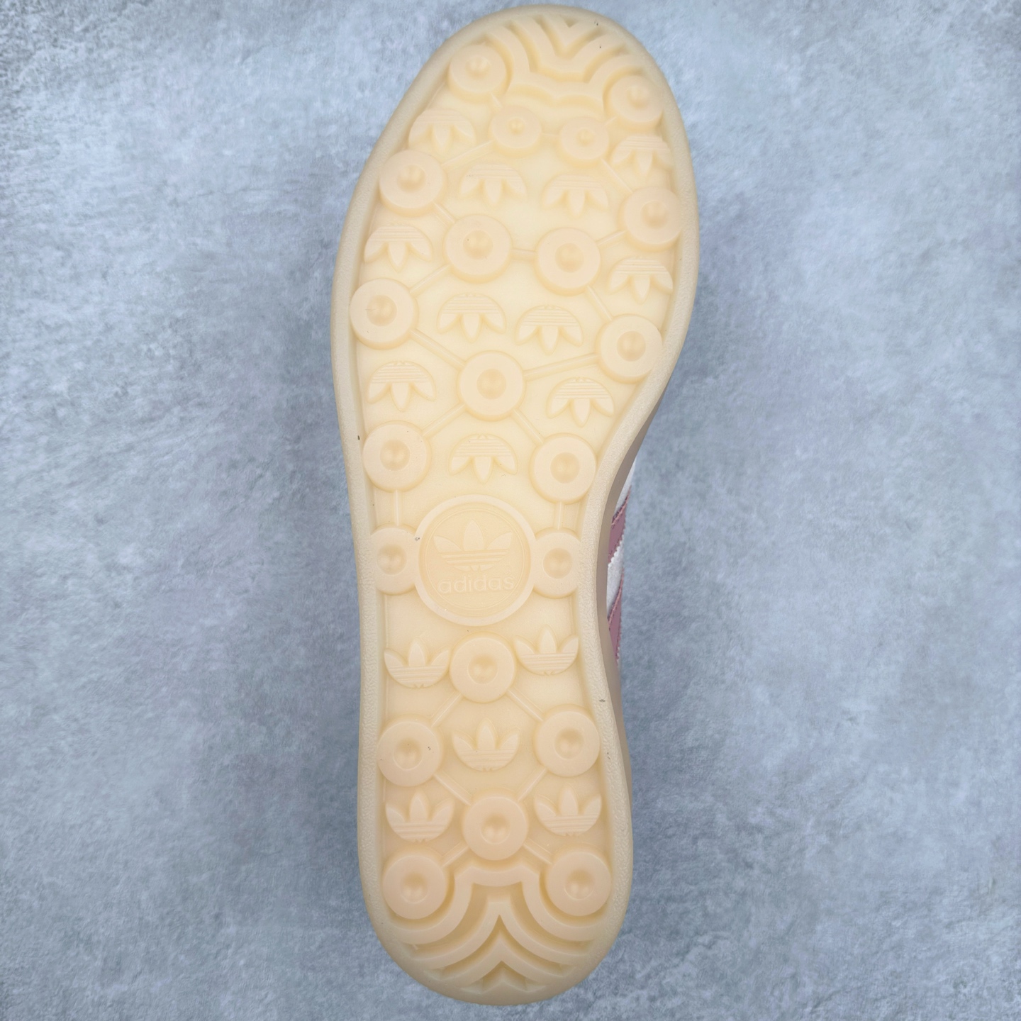 图片[9]-AD Gazelle Indoor Trainers 羚羊内训系列低帮复古百搭休闲运动德训风板鞋 JI2709 90年代经典的复刻版！自60年代以足球训练鞋面世以来,Gazelle就以其经典设计席卷全球。1991年版本的复刻,再造经典Gazelle。采用皮革打造,搭配浊色细节,让这款经典更加简约。尺码：36 36⅔ 37⅓ 38 38⅔ 39⅓ 40 40⅔ 41⅓ 42 42⅔ 43⅓ 44⅓ 44⅔ 45-选品中心