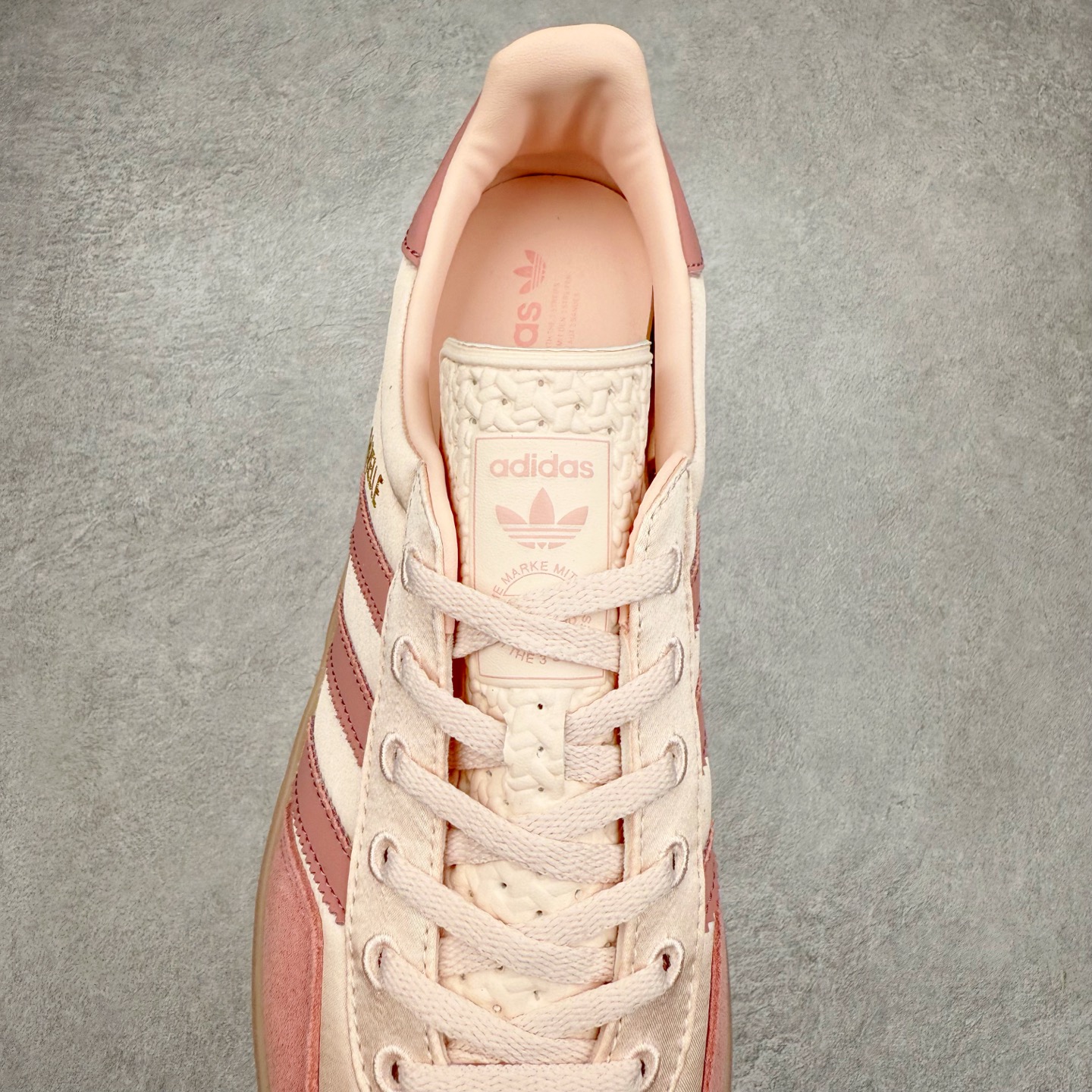 图片[5]-AD Gazelle Indoor Trainers 羚羊内训系列低帮复古百搭休闲运动德训风板鞋 JI2709 90年代经典的复刻版！自60年代以足球训练鞋面世以来,Gazelle就以其经典设计席卷全球。1991年版本的复刻,再造经典Gazelle。采用皮革打造,搭配浊色细节,让这款经典更加简约。尺码：36 36⅔ 37⅓ 38 38⅔ 39⅓ 40 40⅔ 41⅓ 42 42⅔ 43⅓ 44⅓ 44⅔ 45-选品中心