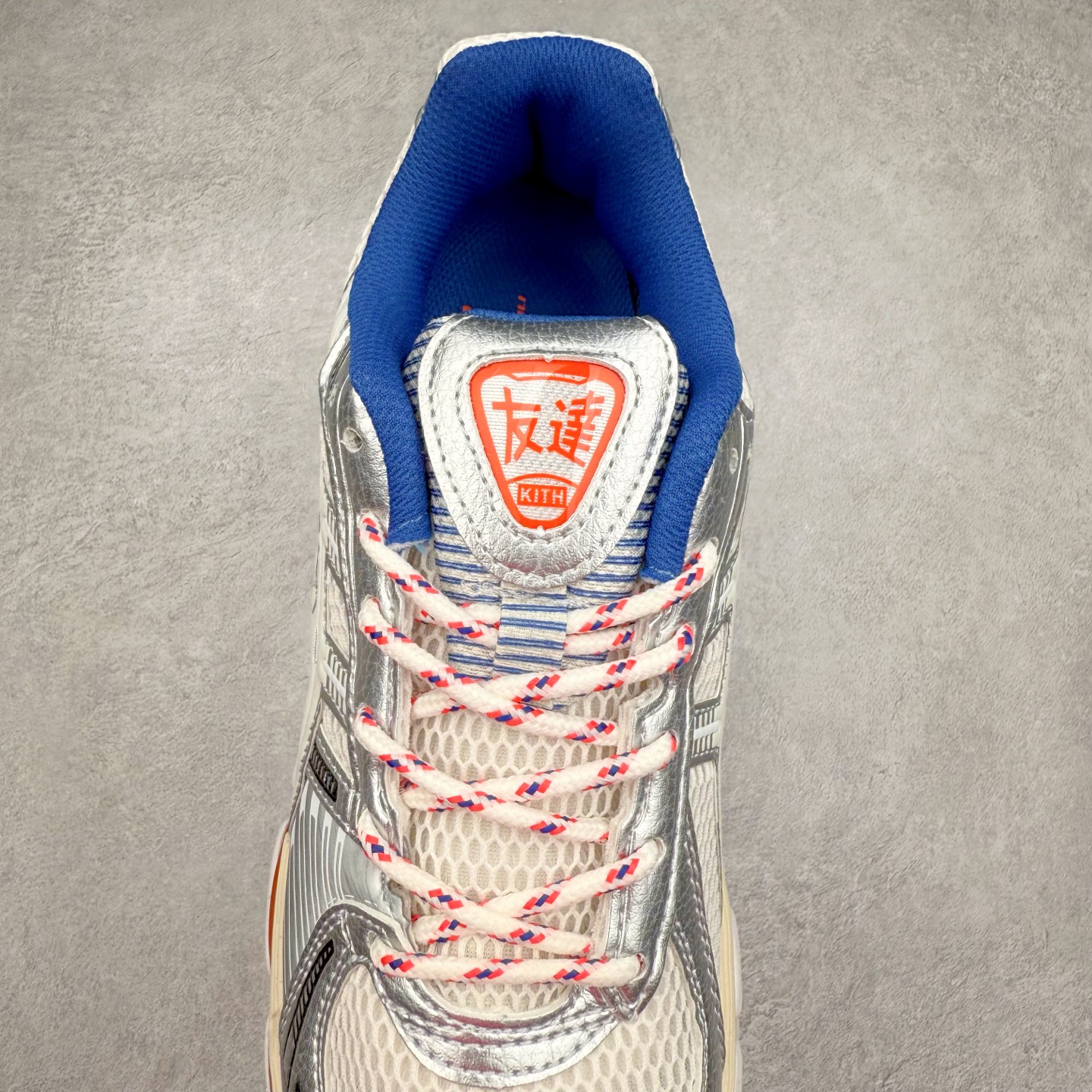 图片[5]-＃FA ASICS GEL-KAYANO 14 亚瑟士K14系列户外复古潮流百搭织物合成革缓震休闲跑步鞋 原装纸板楦头开发 独家私模五层组合大底 原厂定制缓震硅胶加持 原盒原配 官方四联吊牌 原装Ortholite轻量化鞋垫 设计师 Hidenori Yamashita 以「Flash」一词为灵感 创造出未来感金属色鞋面 改造升级内在性能 由内而外全面革新 为 GEL-KAYANO 家族传承及经典跑鞋文化的延续 创下里程碑式作品 K14跑鞋重新诠释了复古的跑步形状 并以其 2000 年代后期的美学理念重新铺装 银色与蓝色的鞋面极为高档 网面铺陈与鞋面、鞋头多处细节位增添了透气性 鞋后跟部中底上以及多密度耐磨鞋底增加了 GEL 缓震胶 提供高抗冲击性、缓冲性、可保护脚部免受地面冲击的影响 穿着舒适性十足 尺码：35.5 36 37 37.5 38 39 39.5 40.5 41.5 42 42.5 43.5 44 45-选品中心