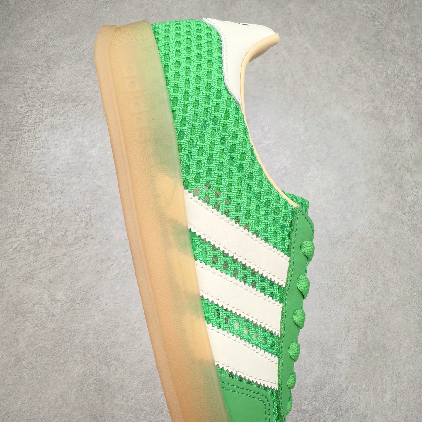 图片[6]-AD Gazelle Indoor Trainers 羚羊内训系列低帮复古百搭休闲运动德训风板鞋 JH5417 90年代经典的复刻版！自60年代以足球训练鞋面世以来,Gazelle就以其经典设计席卷全球。1991年版本的复刻,再造经典Gazelle。采用皮革打造,搭配浊色细节,让这款经典更加简约。尺码：36 36⅔ 37⅓ 38 38⅔ 39⅓ 40 40⅔ 41⅓ 42 42⅔ 43⅓ 44⅓ 44⅔ 45-选品中心