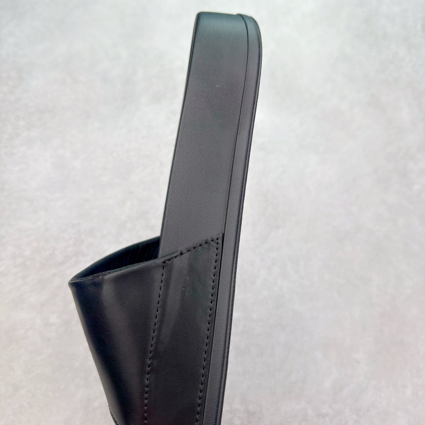 图片[7]-迪桑特DESCENTE ICING Nars 舒适 防滑防磨一字拖鞋 男女同款 黑色 尺码：36/45-选品中心