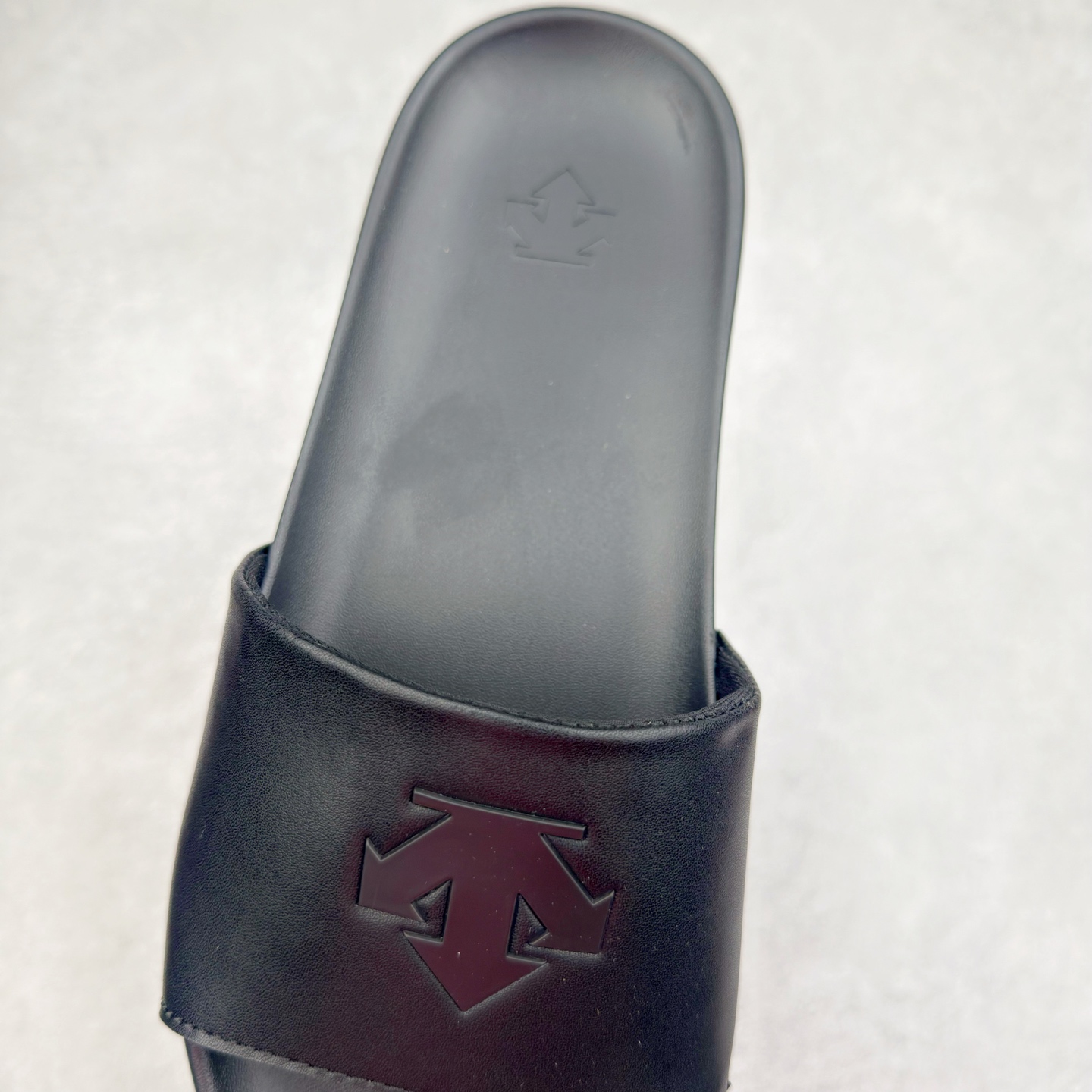 图片[5]-迪桑特DESCENTE ICING Nars 舒适 防滑防磨一字拖鞋 男女同款 黑色 尺码：36/45-选品中心