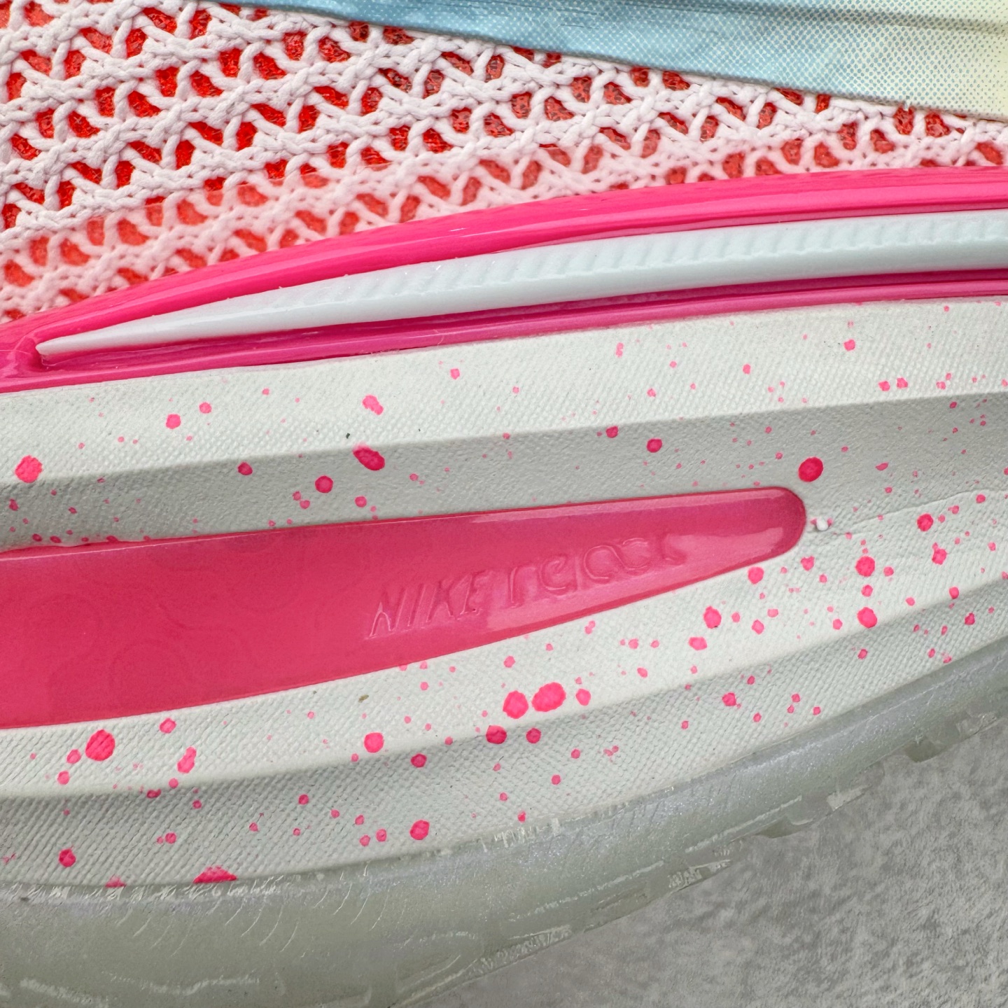 图片[19]-＃灭世纯原 NK ZOOM GT CUT 1 低帮实战篮球鞋 CZ0176-008 历时三月调试 完美版型独家呈现 独家革新四层加厚复合鞋面 鞋面强度及支撑性能秒杀市场尝鲜纯原 独家内置高韧性TPU抗扭片 尝鲜纯原无抗扭片 原厂ZOOM 配套工艺气垫 澎湃脚感上脚可鉴 区分市场假气垫 低气压气垫 大底正确拼接式SWOOSH图案 区分市场一体式贴膜 原厂REACT中底发泡模具 前掌纹路极其立体 防滑性能优异 实战出真知 历经多位圈内大神实战测试 尺码：39 40 40.5 41 42 42.5 43 44 44.5 45 46-选品中心