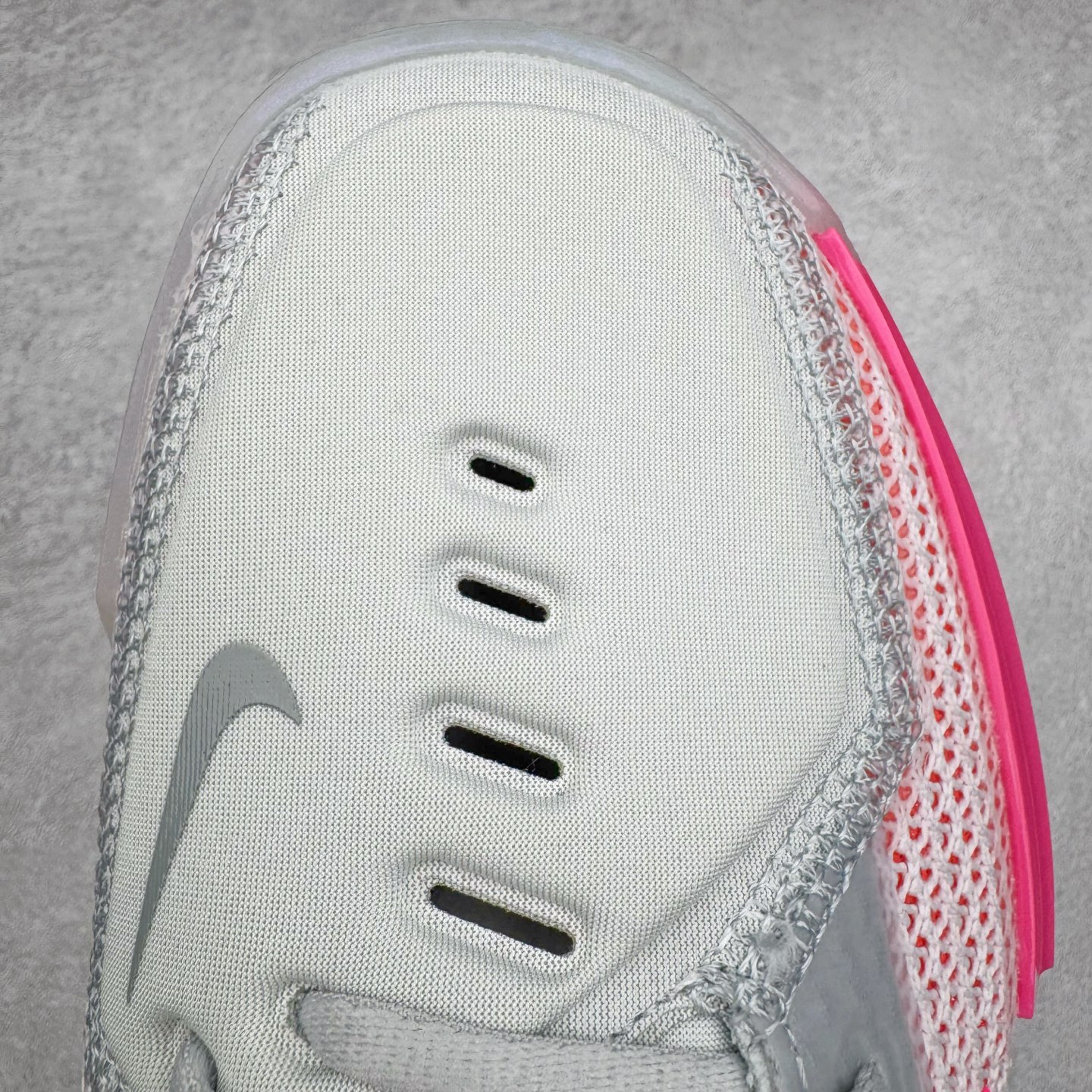 图片[15]-＃灭世纯原 NK ZOOM GT CUT 1 低帮实战篮球鞋 CZ0176-008 历时三月调试 完美版型独家呈现 独家革新四层加厚复合鞋面 鞋面强度及支撑性能秒杀市场尝鲜纯原 独家内置高韧性TPU抗扭片 尝鲜纯原无抗扭片 原厂ZOOM 配套工艺气垫 澎湃脚感上脚可鉴 区分市场假气垫 低气压气垫 大底正确拼接式SWOOSH图案 区分市场一体式贴膜 原厂REACT中底发泡模具 前掌纹路极其立体 防滑性能优异 实战出真知 历经多位圈内大神实战测试 尺码：39 40 40.5 41 42 42.5 43 44 44.5 45 46-选品中心