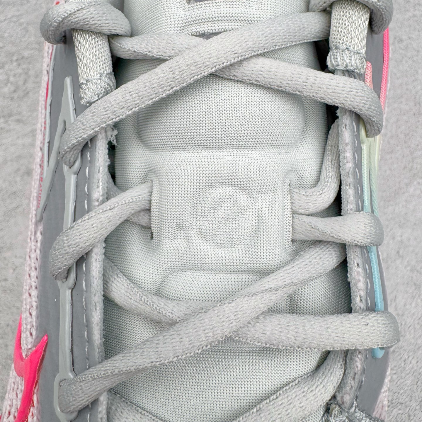 图片[14]-＃灭世纯原 NK ZOOM GT CUT 1 低帮实战篮球鞋 CZ0176-008 历时三月调试 完美版型独家呈现 独家革新四层加厚复合鞋面 鞋面强度及支撑性能秒杀市场尝鲜纯原 独家内置高韧性TPU抗扭片 尝鲜纯原无抗扭片 原厂ZOOM 配套工艺气垫 澎湃脚感上脚可鉴 区分市场假气垫 低气压气垫 大底正确拼接式SWOOSH图案 区分市场一体式贴膜 原厂REACT中底发泡模具 前掌纹路极其立体 防滑性能优异 实战出真知 历经多位圈内大神实战测试 尺码：39 40 40.5 41 42 42.5 43 44 44.5 45 46-选品中心