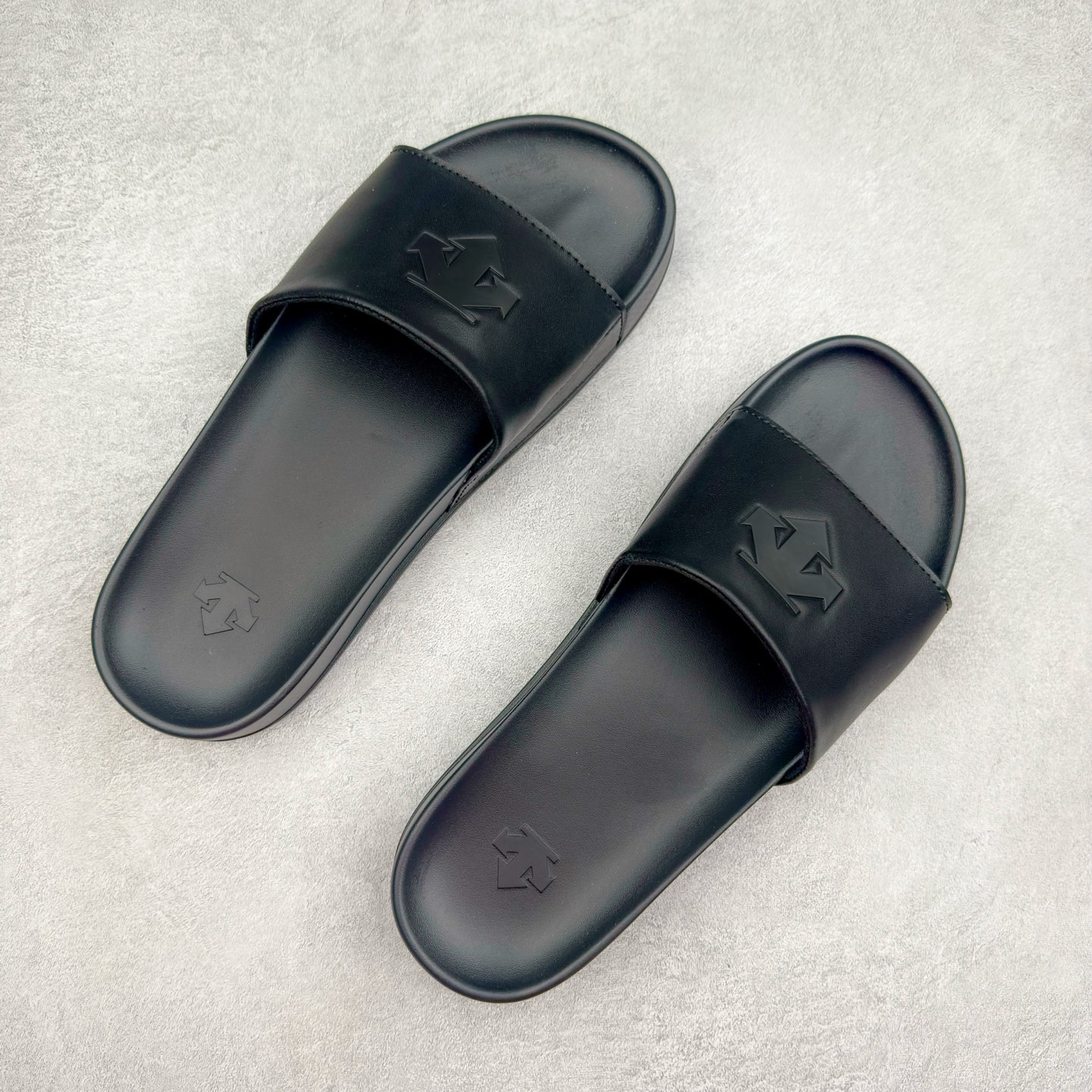 图片[3]-迪桑特DESCENTE ICING Nars 舒适 防滑防磨一字拖鞋 男女同款 黑色 尺码：36/45-选品中心