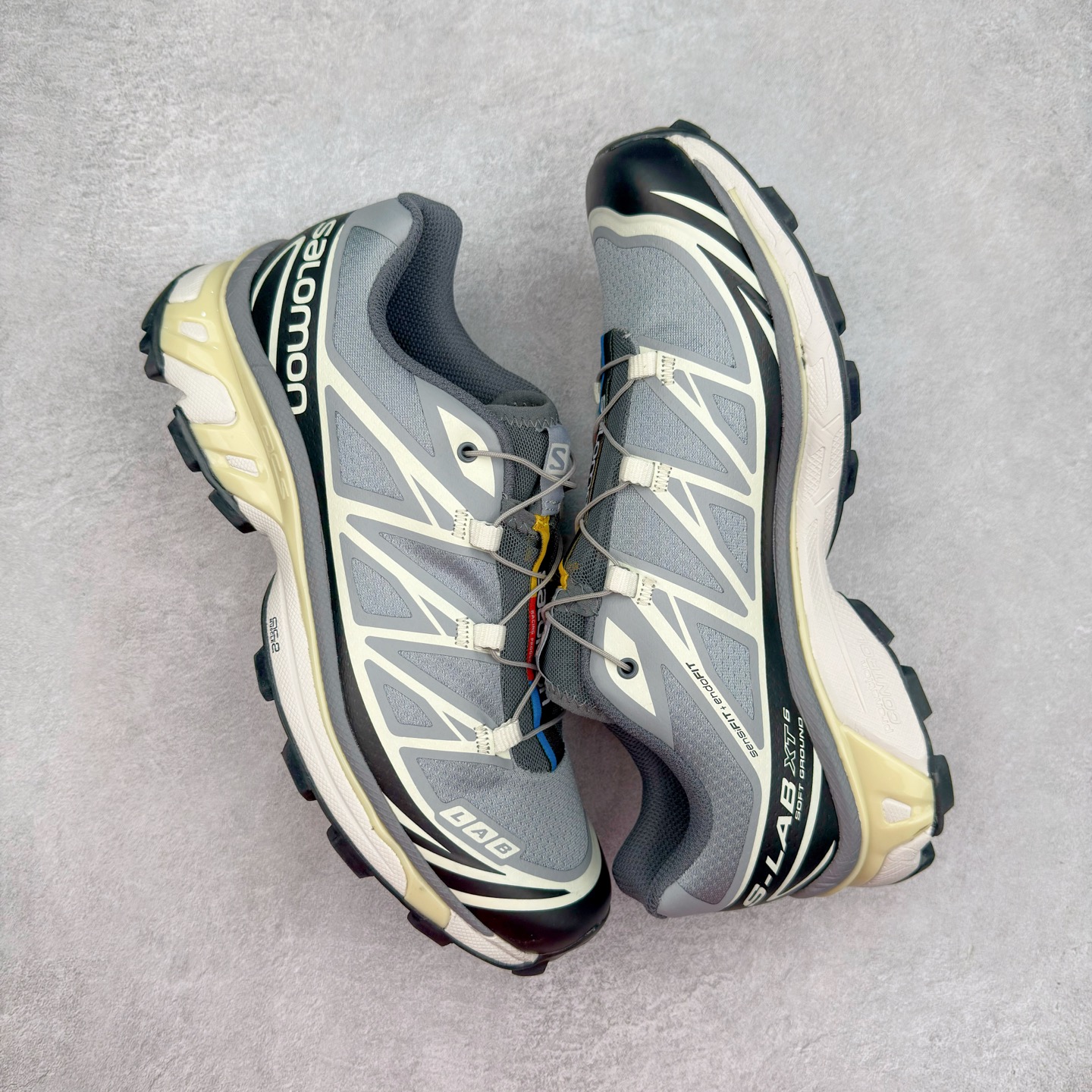 图片[3]-＃纯原福利 Salomon 萨洛蒙 XT-6 复古机能户外跑鞋 这双XT-6 鞋面以锯齿状的包裹系统呈现 在黑色基底之下加入了各种色点缀 内嵌式的袜套设计与 Quicklace 系带系统一道 实现了立体包裹与精准贴合 结合 Contagrip 大底科技 让穿着者可以轻松驾驭户外与通勤下的任何运动生活场景 无缝鞋身户外随意纵横 颜值与脚感兼备 出街通勤 绝对非常吸睛 你值得拥有 尺码：36 36.5 37.5 38 38.5 39 40 40.5 41 42 42.5 43 44 44.5 45-选品中心