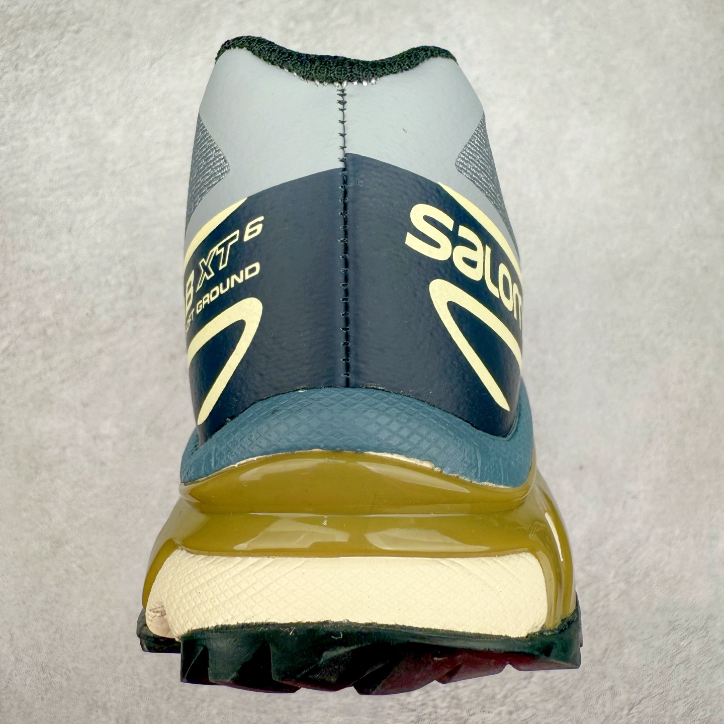 图片[8]-＃纯原福利 Salomon 萨洛蒙 XT-6 复古机能户外跑鞋 这双XT-6 鞋面以锯齿状的包裹系统呈现 在黑色基底之下加入了各种色点缀 内嵌式的袜套设计与 Quicklace 系带系统一道 实现了立体包裹与精准贴合 结合 Contagrip 大底科技 让穿着者可以轻松驾驭户外与通勤下的任何运动生活场景 无缝鞋身户外随意纵横 颜值与脚感兼备 出街通勤 绝对非常吸睛 你值得拥有 尺码：36 36.5 37.5 38 38.5 39 40 40.5 41 42 42.5 43 44 44.5 45-选品中心