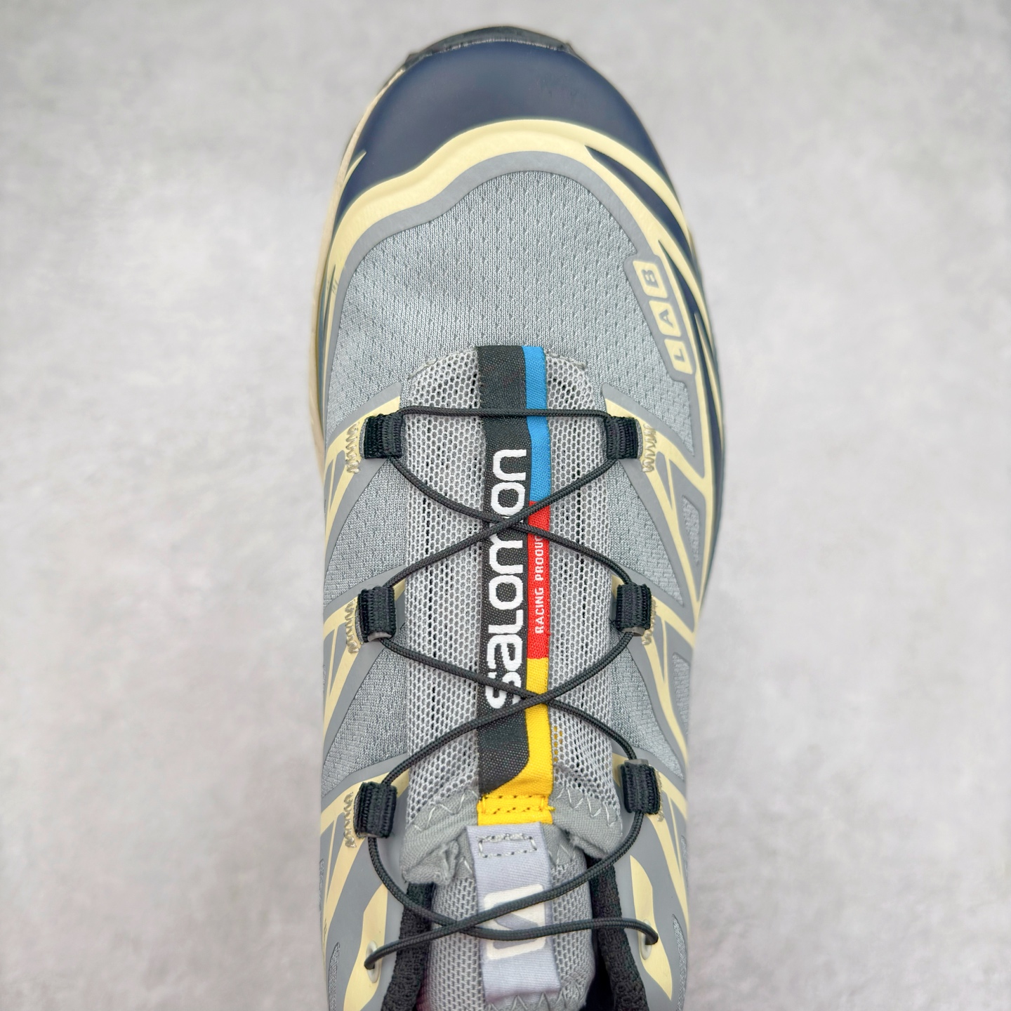 图片[4]-＃纯原福利 Salomon 萨洛蒙 XT-6 复古机能户外跑鞋 这双XT-6 鞋面以锯齿状的包裹系统呈现 在黑色基底之下加入了各种色点缀 内嵌式的袜套设计与 Quicklace 系带系统一道 实现了立体包裹与精准贴合 结合 Contagrip 大底科技 让穿着者可以轻松驾驭户外与通勤下的任何运动生活场景 无缝鞋身户外随意纵横 颜值与脚感兼备 出街通勤 绝对非常吸睛 你值得拥有 尺码：36 36.5 37.5 38 38.5 39 40 40.5 41 42 42.5 43 44 44.5 45-选品中心