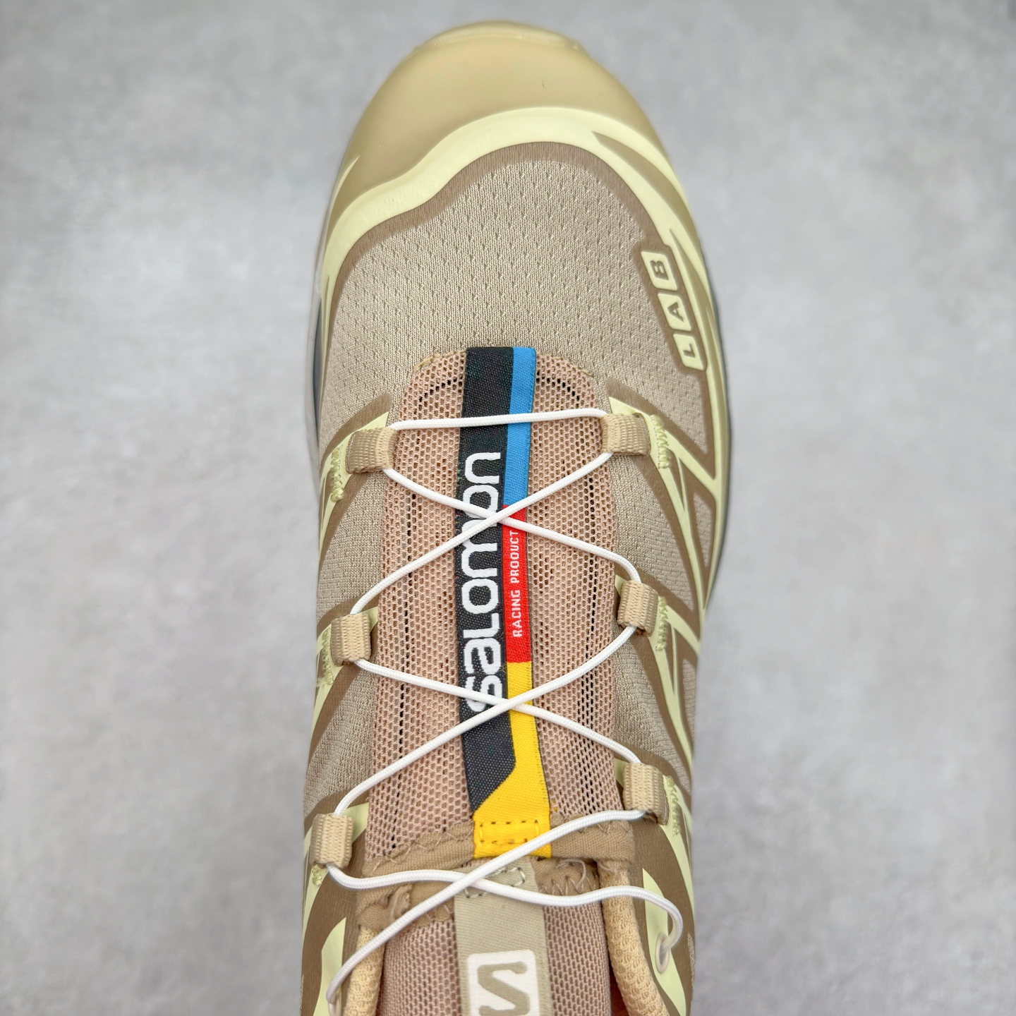 图片[4]-＃纯原福利 Salomon 萨洛蒙 XT-6 复古机能户外跑鞋 这双XT-6 鞋面以锯齿状的包裹系统呈现 在黑色基底之下加入了各种色点缀 内嵌式的袜套设计与 Quicklace 系带系统一道 实现了立体包裹与精准贴合 结合 Contagrip 大底科技 让穿着者可以轻松驾驭户外与通勤下的任何运动生活场景 无缝鞋身户外随意纵横 颜值与脚感兼备 出街通勤 绝对非常吸睛 你值得拥有 尺码：36 36.5 37.5 38 38.5 39 40 40.5 41 42 42.5 43 44 44.5 45-选品中心