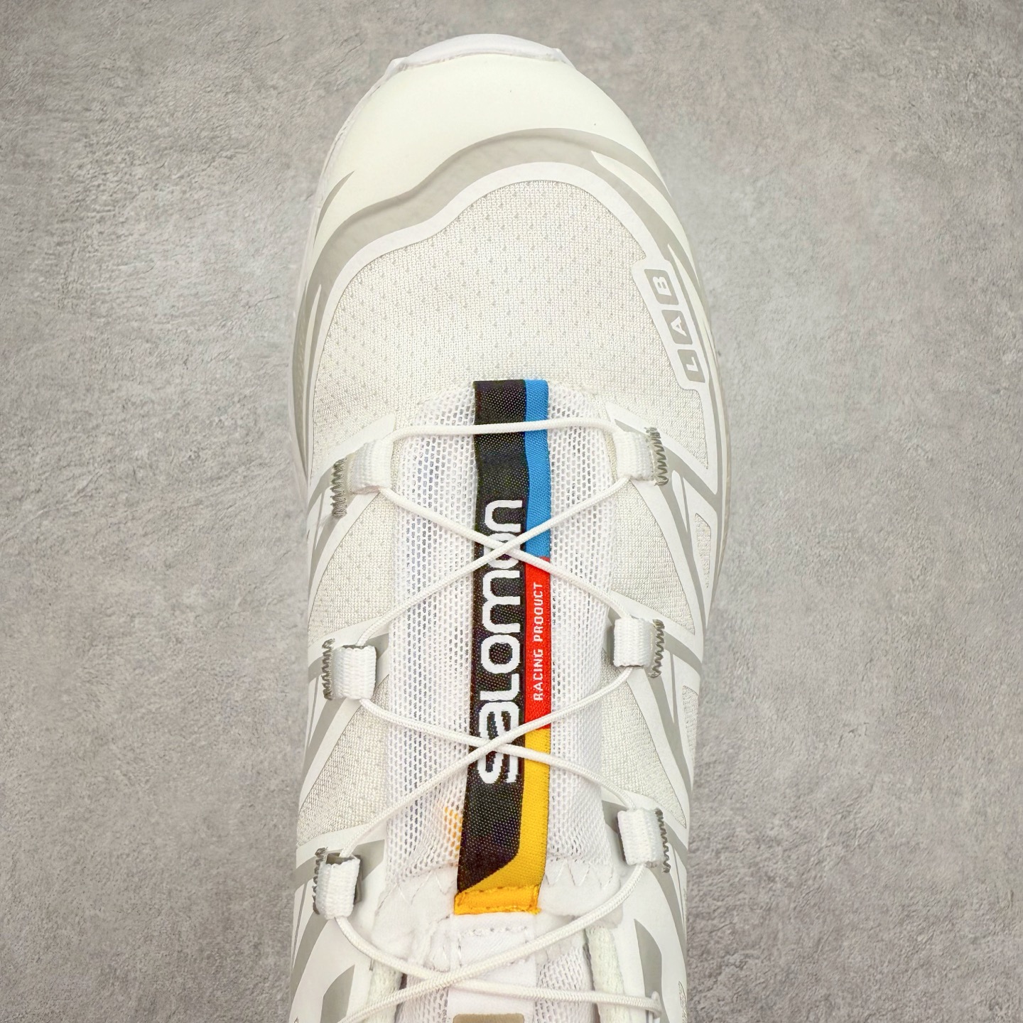 图片[4]-＃纯原福利 Salomon 萨洛蒙 XT-6 复古机能户外跑鞋 这双XT-6 鞋面以锯齿状的包裹系统呈现 在黑色基底之下加入了各种色点缀 内嵌式的袜套设计与 Quicklace 系带系统一道 实现了立体包裹与精准贴合 结合 Contagrip 大底科技 让穿着者可以轻松驾驭户外与通勤下的任何运动生活场景 无缝鞋身户外随意纵横 颜值与脚感兼备 出街通勤 绝对非常吸睛 你值得拥有 尺码：36 36.5 37.5 38 38.5 39 40 40.5 41 42 42.5 43 44 44.5 45-选品中心