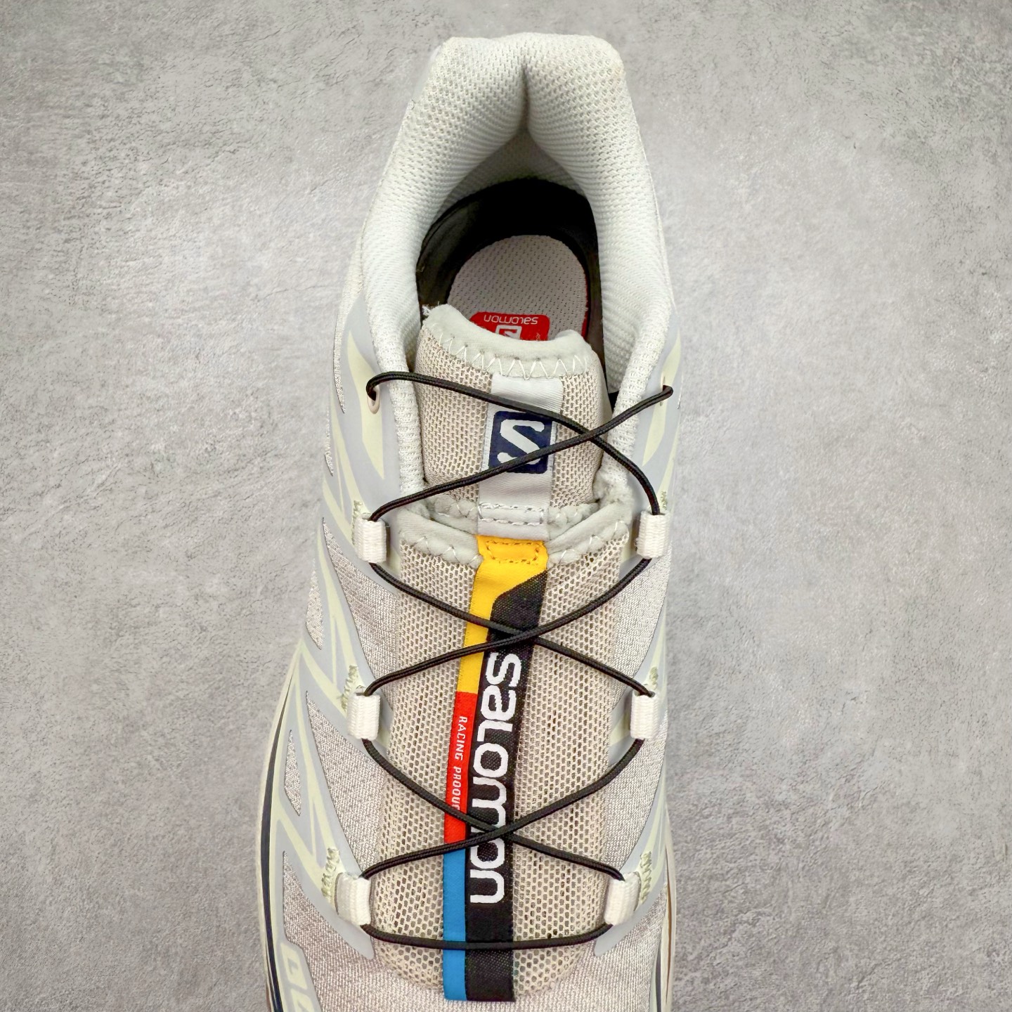 图片[5]-＃纯原福利 Salomon 萨洛蒙 XT-6 复古机能户外跑鞋 这双XT-6 鞋面以锯齿状的包裹系统呈现 在黑色基底之下加入了各种色点缀 内嵌式的袜套设计与 Quicklace 系带系统一道 实现了立体包裹与精准贴合 结合 Contagrip 大底科技 让穿着者可以轻松驾驭户外与通勤下的任何运动生活场景 无缝鞋身户外随意纵横 颜值与脚感兼备 出街通勤 绝对非常吸睛 你值得拥有 尺码：36 36.5 37.5 38 38.5 39 40 40.5 41 42 42.5 43 44 44.5 45-选品中心