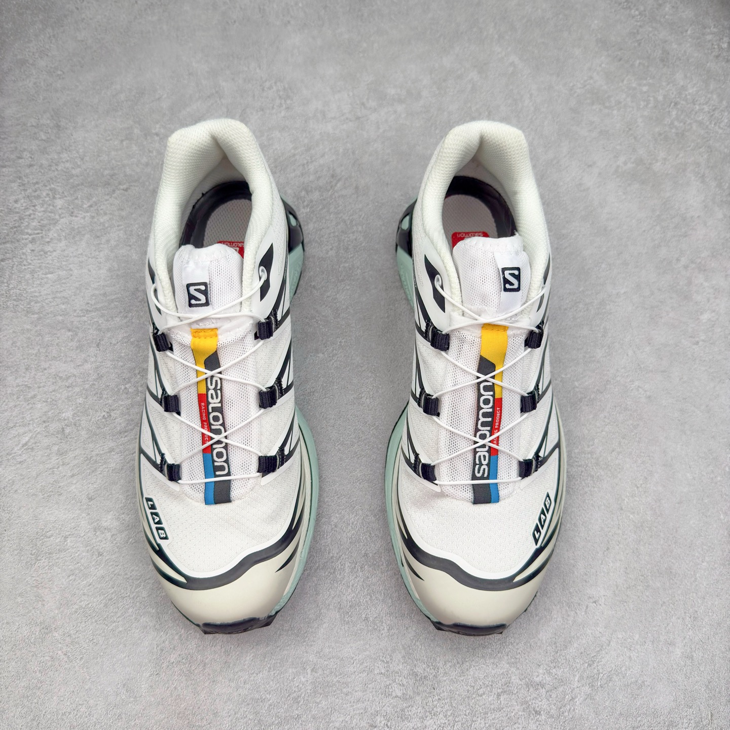 图片[2]-＃纯原福利 Salomon 萨洛蒙 XT-6 复古机能户外跑鞋 这双XT-6 鞋面以锯齿状的包裹系统呈现 在黑色基底之下加入了各种色点缀 内嵌式的袜套设计与 Quicklace 系带系统一道 实现了立体包裹与精准贴合 结合 Contagrip 大底科技 让穿着者可以轻松驾驭户外与通勤下的任何运动生活场景 无缝鞋身户外随意纵横 颜值与脚感兼备 出街通勤 绝对非常吸睛 你值得拥有 尺码：36 36.5 37.5 38 38.5 39 40 40.5 41 42 42.5 43 44 44.5 45-选品中心