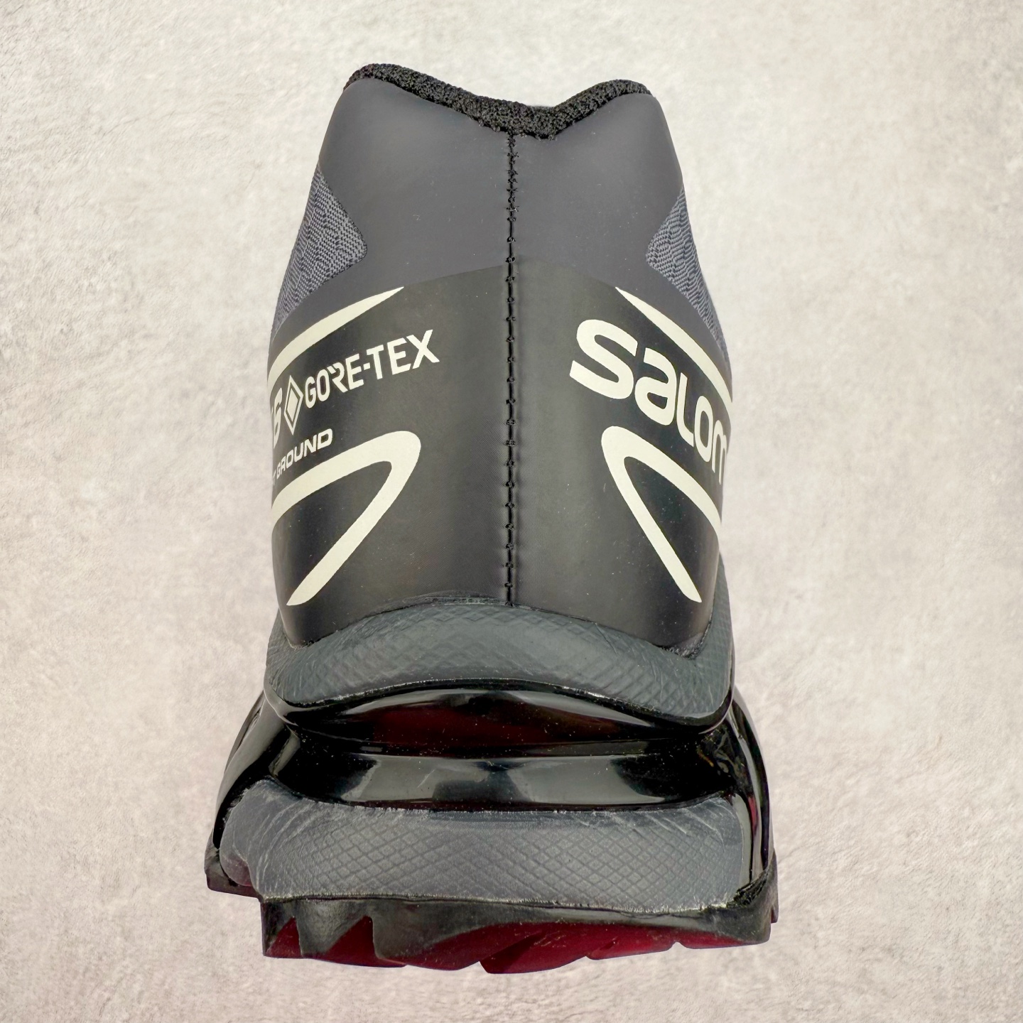 图片[8]-＃纯原福利 Salomon 萨洛蒙 XT-6 复古机能户外跑鞋 这双XT-6 鞋面以锯齿状的包裹系统呈现 在黑色基底之下加入了各种色点缀 内嵌式的袜套设计与 Quicklace 系带系统一道 实现了立体包裹与精准贴合 结合 Contagrip 大底科技 让穿着者可以轻松驾驭户外与通勤下的任何运动生活场景 无缝鞋身户外随意纵横 颜值与脚感兼备 出街通勤 绝对非常吸睛 你值得拥有 尺码：36 36.5 37.5 38 38.5 39 40 40.5 41 42 42.5 43 44 44.5 45-选品中心