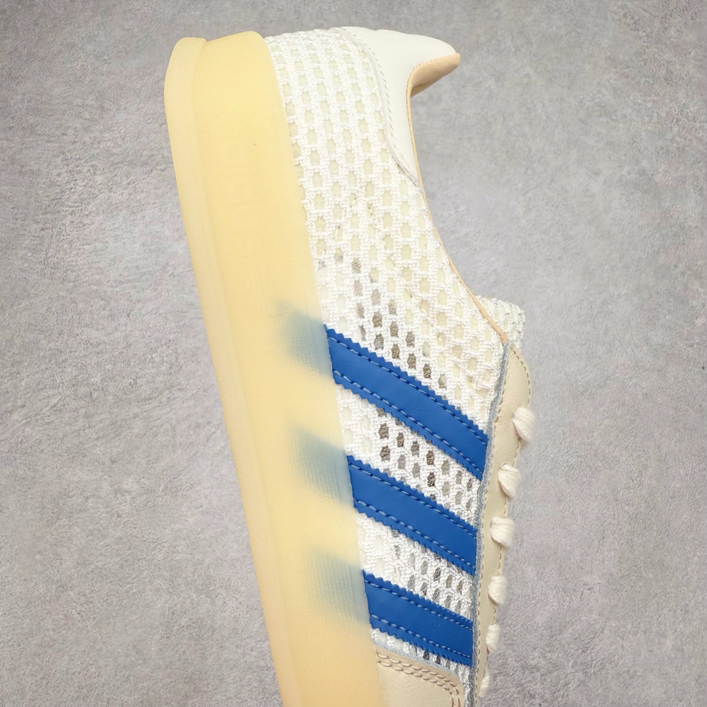 图片[6]-AD Gazelle Indoor Trainers 羚羊内训系列低帮复古百搭休闲运动德训风板鞋 JH5419 90年代经典的复刻版！自60年代以足球训练鞋面世以来,Gazelle就以其经典设计席卷全球。1991年版本的复刻,再造经典Gazelle。采用皮革打造,搭配浊色细节,让这款经典更加简约。尺码：36 36⅔ 37⅓ 38 38⅔ 39⅓ 40 40⅔ 41⅓ 42 42⅔ 43⅓ 44⅓ 44⅔ 45-选品中心