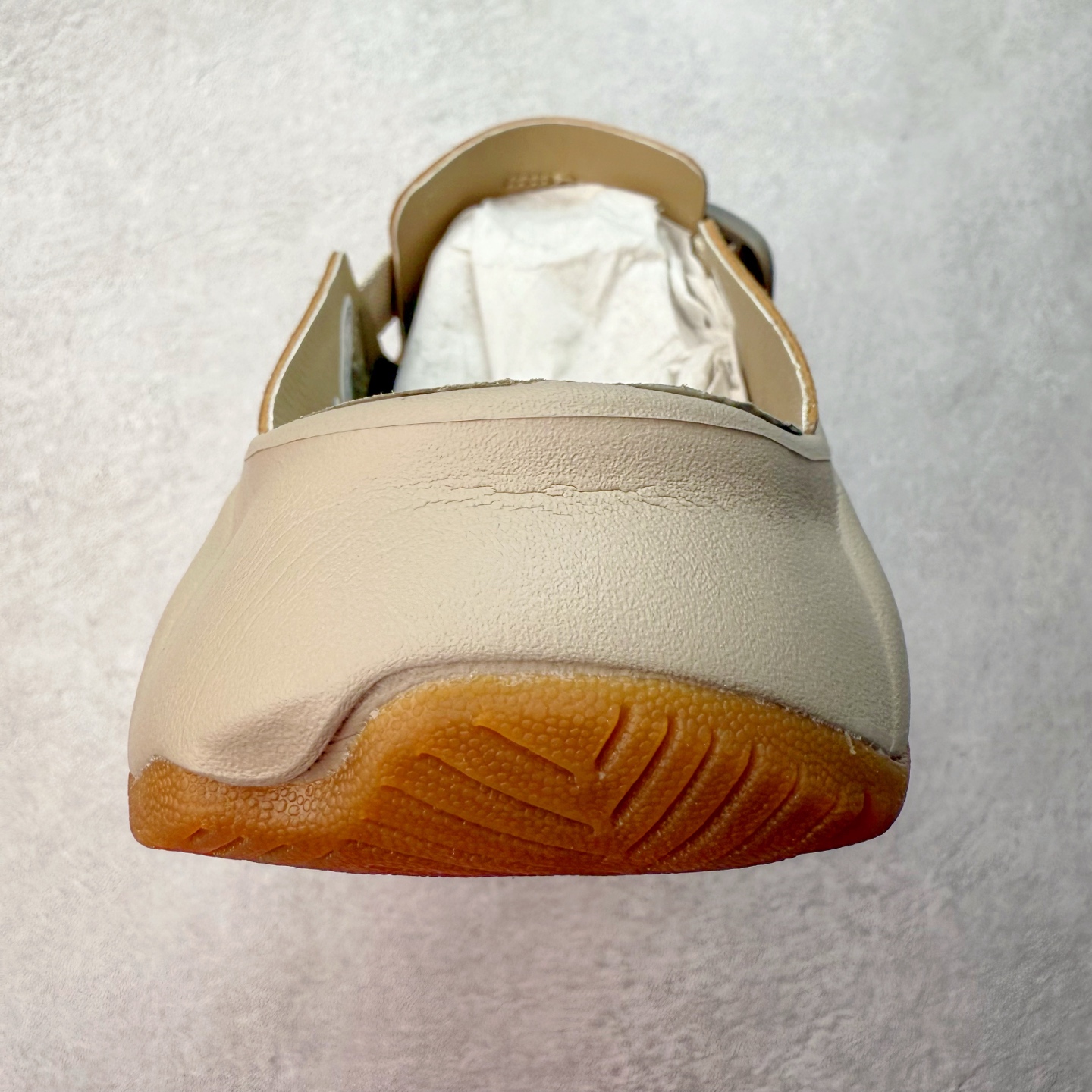 图片[8]-KEEN HYPERPORT 科恩舒适优雅轻盈防臭包头拖鞋 KEEN诞生于2003年的美国人气户外品牌，以一双“保护脚趾”且能涉足水域的户外凉鞋NEWPORT诞生为契机，开启原创制鞋之路。KEEN相信，天空之下即是户外，因为户外不一定是极具挑战性的独自冒险，也可以是与朋友、家人和宠物一同分享外面的世界。同时，KEEN从诞生之初便始终贯彻环保制鞋的理念，不断创造出优秀的原创奇履。脚踏实地，致力向善。我们想和世界产生更多交集为世界减少更多负担，和你趣户外、趣做自己、趣环保让地球和生活都变得更美好。尺码：36 36.5 37.5 38 38.5 39 40 40.5 41 42 42.5 43 44 44.5 45-选品中心