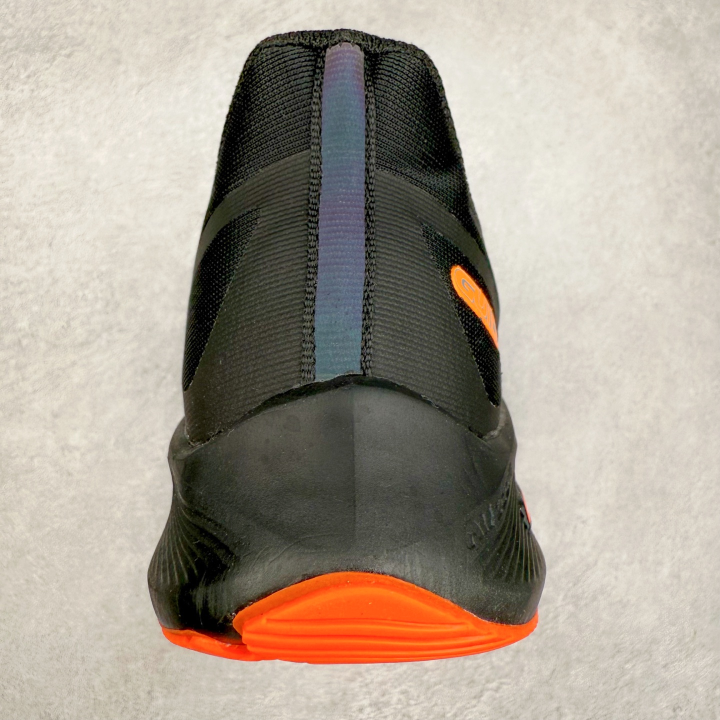 图片[8]-NK Air Zoom Winflo 7X 登月网面透气专业跑步鞋 采用直观设计 不论训练还是慢跑 皆可助你提升跑步表现 轻薄鞋面适合四季穿着 堪称跑步常备单品 富有支撑力 为双足提供出色包覆 足底巧搭两个 Zoom Air 缓震配置（比 Pegasus 38 多 1 个）塑就出众的回弹迈步效果 经典战马回归 值得信赖 如你添翼 伴你畅享凌跃时刻 尺码：36 36.5 37.5 38 38.5 39 40 40.5 41 42 42.5 43 44 44.5 45-选品中心