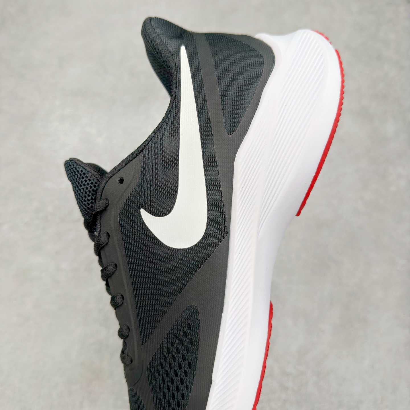 图片[7]-NK Air Zoom Winflo 7X 登月网面透气专业跑步鞋 采用直观设计 不论训练还是慢跑 皆可助你提升跑步表现 轻薄鞋面适合四季穿着 堪称跑步常备单品 富有支撑力 为双足提供出色包覆 足底巧搭两个 Zoom Air 缓震配置（比 Pegasus 38 多 1 个）塑就出众的回弹迈步效果 经典战马回归 值得信赖 如你添翼 伴你畅享凌跃时刻 尺码：36 36.5 37.5 38 38.5 39 40 40.5 41 42 42.5 43 44 44.5 45-选品中心