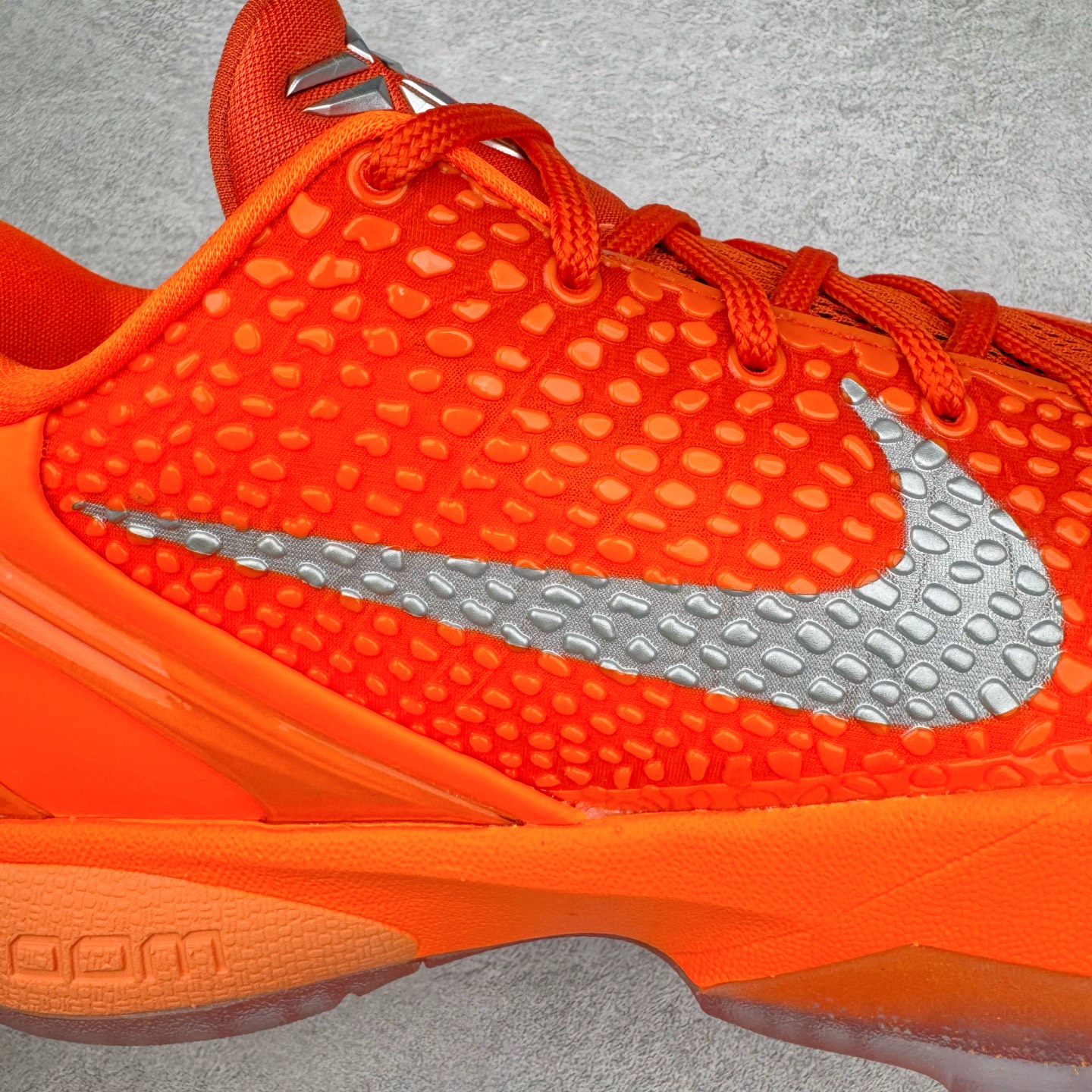 图片[16]-＃GX纯原 NK Zoom Kobe 6 Protro 科比六代 暴力橙 IH1871-800 完美复刻公司货 前掌超大Zoom Turbo气垫 后掌EVA缓震 真正的原汁原味 还原ZP脚感 全身鞋材卡料色独家定制 唯一正确喷漆工艺Swoosh 正确凹凸蛇鳞工艺 正确鞋面渐变效果 内全置真动飞态线 独立原厂模具 最大尺码达到48.5码 首批不拼图大几率过验 亲测已过 支持各种高强度实战 无需担心 上脚价 补货周期极长 脚宽建议买大半码 科比系列前掌偏窄 不影响二次销售 支持七天无理由退换 尺码：40 40.5 41 42 42.5 43 44 44.5 45 45.5 46 47.5 48.5 49.6 50.5-选品中心