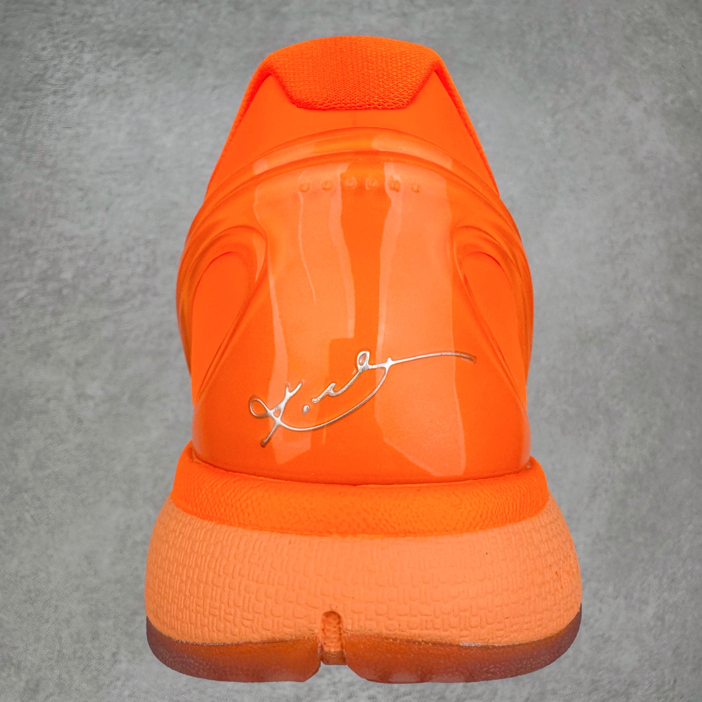 图片[8]-＃GX纯原 NK Zoom Kobe 6 Protro 科比六代 暴力橙 IH1871-800 完美复刻公司货 前掌超大Zoom Turbo气垫 后掌EVA缓震 真正的原汁原味 还原ZP脚感 全身鞋材卡料色独家定制 唯一正确喷漆工艺Swoosh 正确凹凸蛇鳞工艺 正确鞋面渐变效果 内全置真动飞态线 独立原厂模具 最大尺码达到48.5码 首批不拼图大几率过验 亲测已过 支持各种高强度实战 无需担心 上脚价 补货周期极长 脚宽建议买大半码 科比系列前掌偏窄 不影响二次销售 支持七天无理由退换 尺码：40 40.5 41 42 42.5 43 44 44.5 45 45.5 46 47.5 48.5 49.6 50.5-选品中心