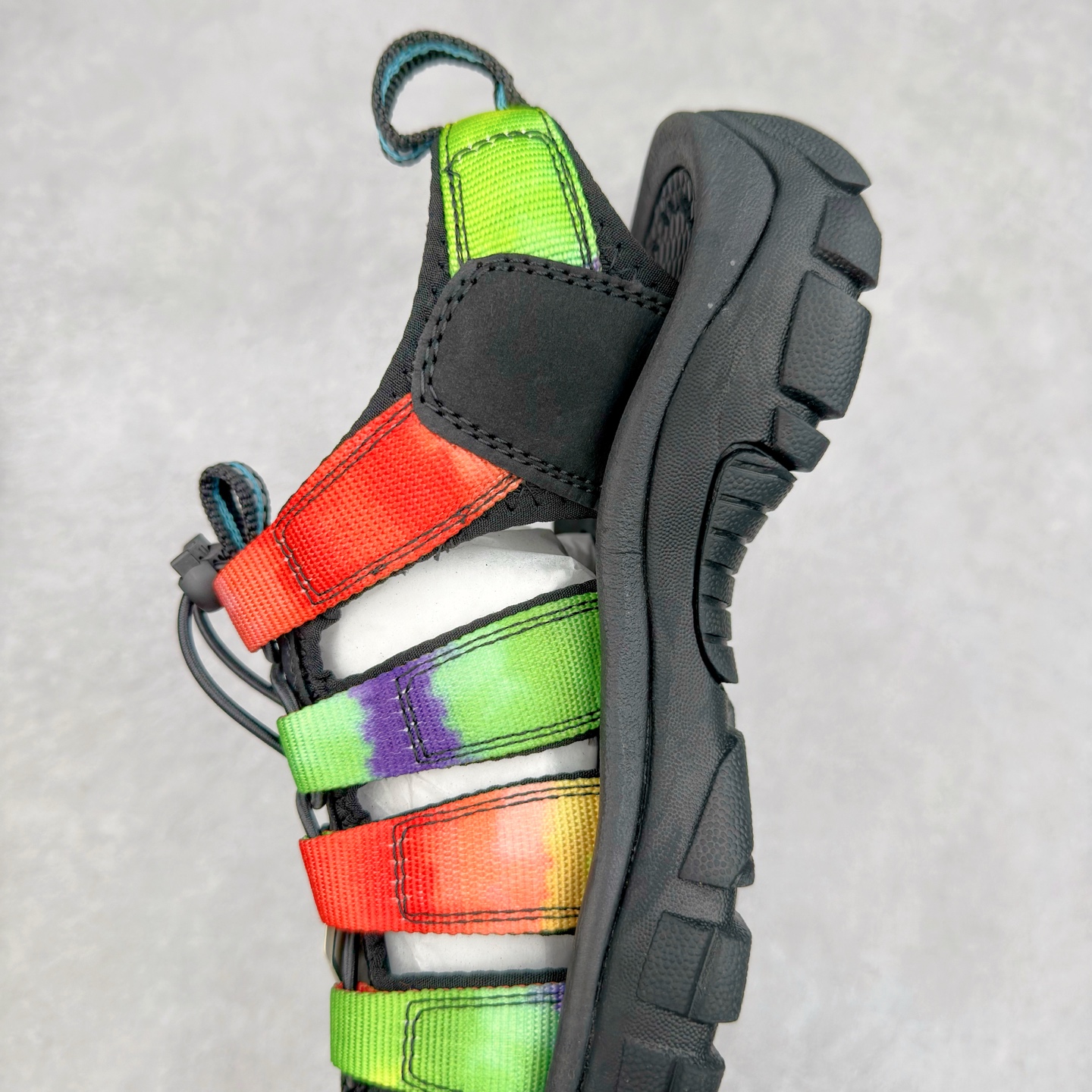 图片[7]-人气户外休闲鞋品牌-科恩Keen Uneek Flat-M 平底编织弹力穿搭溯溪涉水休闲户外凉鞋 #外贸订单出口品质#采用进口机台编制两根尼龙绳组成鞋面(快干衬里原料!!)#原装轻量级EVA中底缓震材质组合防滑橡胶外底部 夏季潮鞋,文青界的凉鞋至尊 都市机能户外品牌 KEEN 向来积极为其旗下大热鞋款 UNEEK 推出联名款，后跟为全封闭设计，快干衬里，HIGH-TRACTION橡胶外底，及轻量级EVA中底，达到轻量缓震的同时减轻重量。尺码：35 36 37 38 40 41 42 43 44 45-选品中心