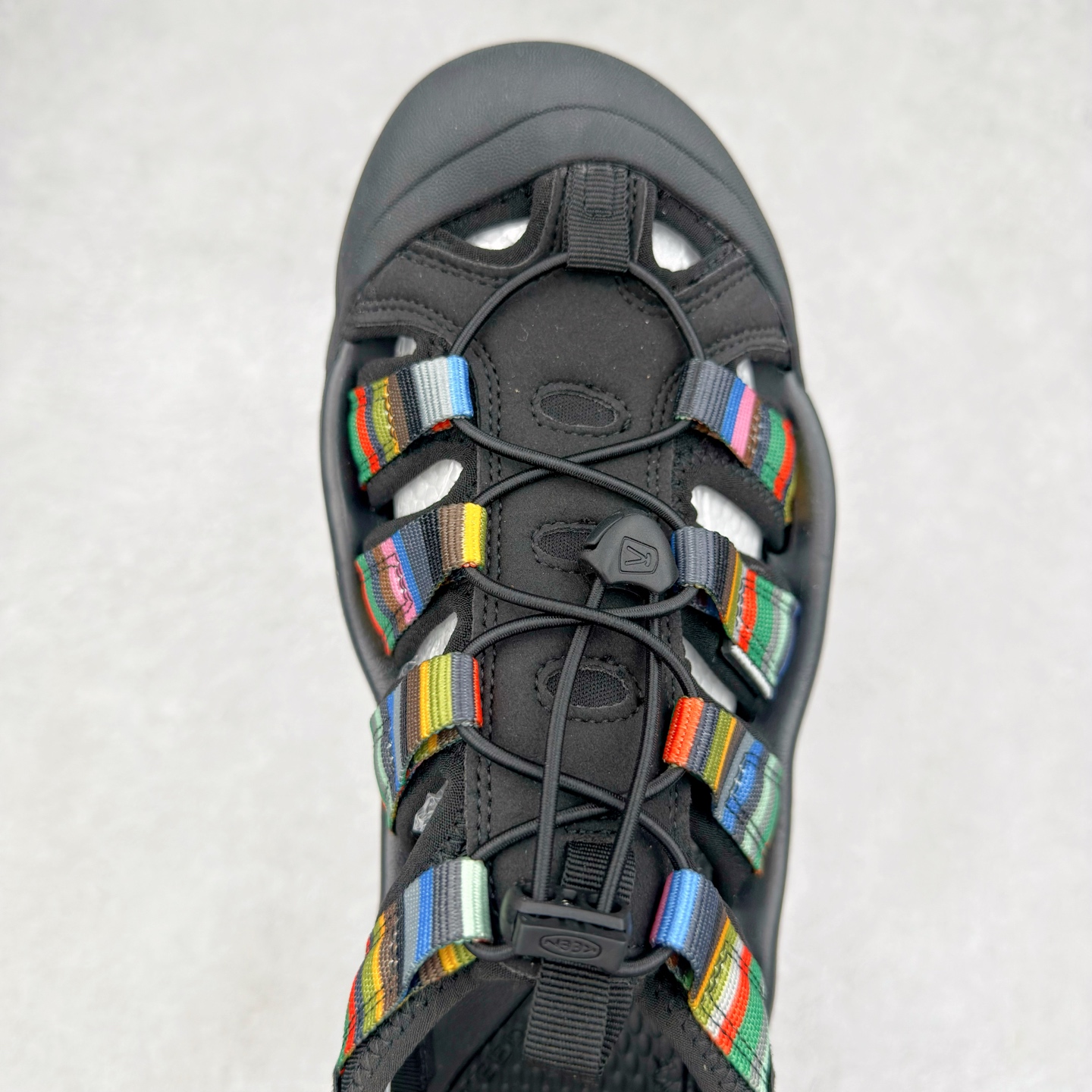 图片[4]-人气户外休闲鞋品牌-科恩Keen Uneek Flat-M 平底编织弹力穿搭溯溪涉水休闲户外凉鞋 #外贸订单出口品质#采用进口机台编制两根尼龙绳组成鞋面(快干衬里原料!!)#原装轻量级EVA中底缓震材质组合防滑橡胶外底部 夏季潮鞋,文青界的凉鞋至尊 都市机能户外品牌 KEEN 向来积极为其旗下大热鞋款 UNEEK 推出联名款，后跟为全封闭设计，快干衬里，HIGH-TRACTION橡胶外底，及轻量级EVA中底，达到轻量缓震的同时减轻重量。尺码：35 36 37 38 40 41 42 43 44 45-选品中心