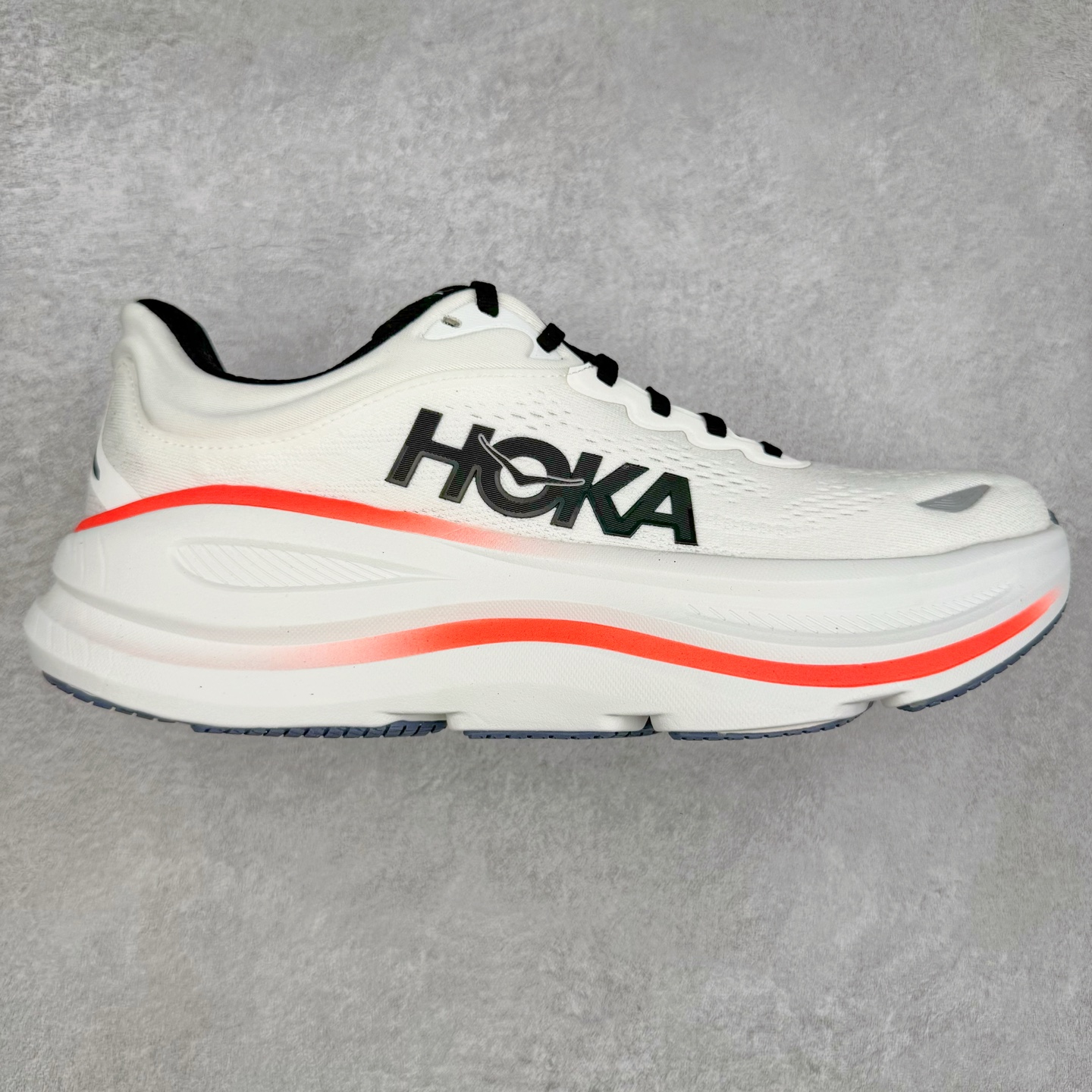 ＃HK纯原 HOKA ONE ONE Clifton 克里夫顿10代专业性能减震公路跑步鞋 轻盈透气的针织网面和纱线的使用让鞋面更挺拔 增强鞋面的强度和支撑性能 搭配柔软的鞋舌 让双脚在舒适包裹中跑的更加畅快 全新泡棉中底 柔软的同时增强回弹性能 为不同跑者提供更平稳流畅的脚感 带来全面的缓冲保护 根据人体工程学设计的延长拉襟 后跟处弹软的海绵填充舒适固定 避免掉跟和摩擦 相比上一代光滑的内衬 Clifton 的内衬增强了摩擦力 避免双脚在鞋内滑动 尺码：36 36.5 37.5 38 38.5 39 40 40.5 41 42 42.5 43 44 44.5 45-选品中心