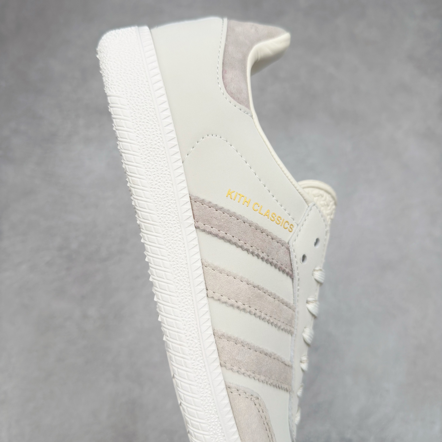 图片[6]-＃纯原盲盒福利 AD Original Samba OG 桑巴复古经典轻便板鞋 白菜价亏本清仓套现转新款 机不可失 好好把握 随机一双 只选尺码 商品款式均为上架顶级款式 单品零售价格2×× 保证稳赚不赔 无通货 无烂货 会有轻微瑕疵的情况 友情提醒 买到是亏还是赚 每个人定义不同福袋闷包理论上和赌博心理相同玩的就是惊喜 玩的就是心跳活动商品无严重质量问题不退换‼️尺码：35 36 36.5 37 38 38.5 39 40 40.5 41 42 42.5 43 44 44.5 45-选品中心