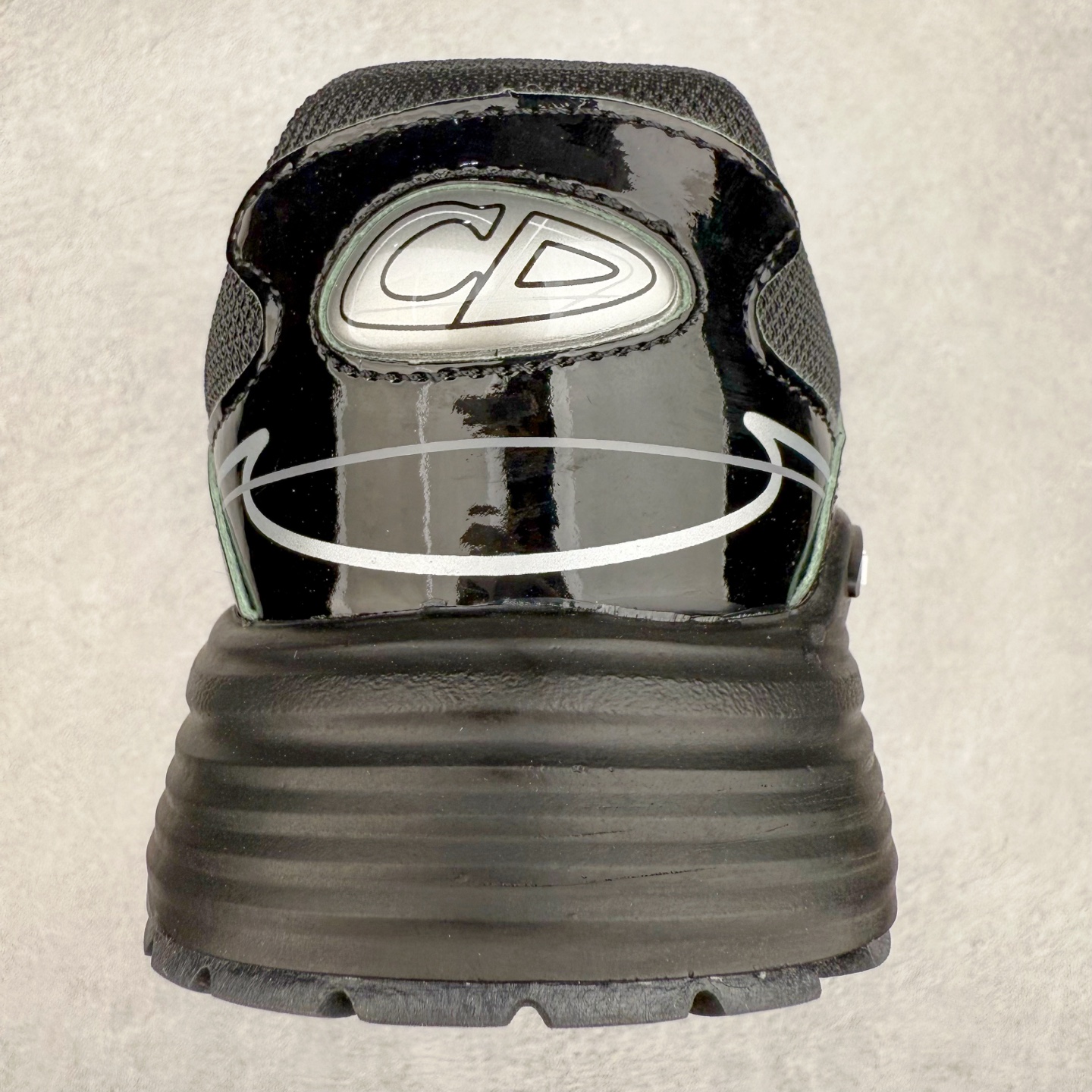 图片[8]-＃福利特价 Dior B30 迪奥网眼织物低帮运动休闲鞋 该款系列采用黑网色眼织物白和色科技料面精心制 作饰以反光“CD30”图形标志 外格轻盈的刻雕效果橡胶鞋搭底配标志性点的缀提升格调 内弹部力细节塑造想理的舒适穿着体验可与各休式闲造型配搭 彰显尚时现代的运风动范 尺码：36 37 35 39 40 41 42 43 44 45-选品中心